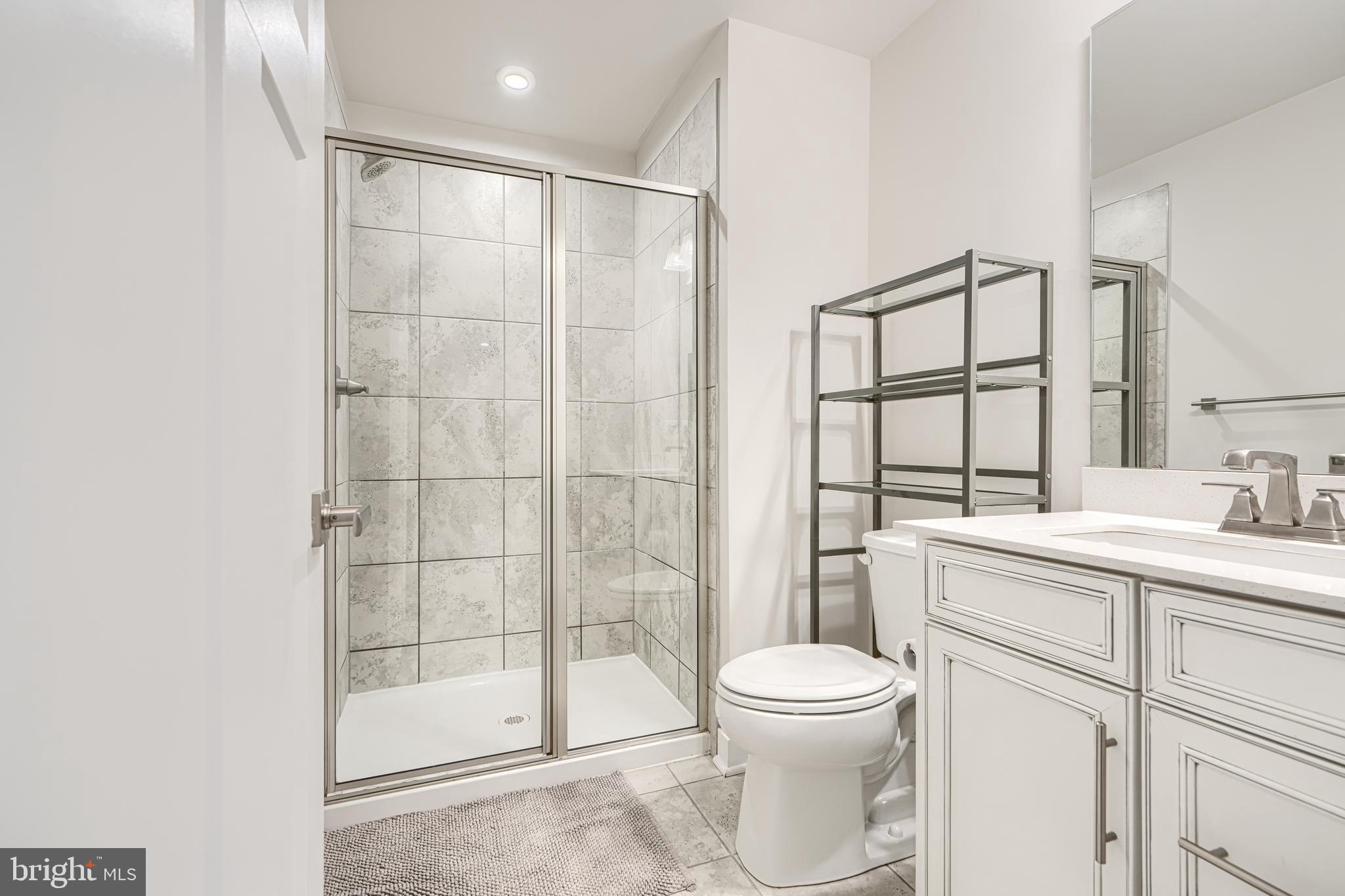 JAMES RUN CARRIAGE HOMES - Residential
