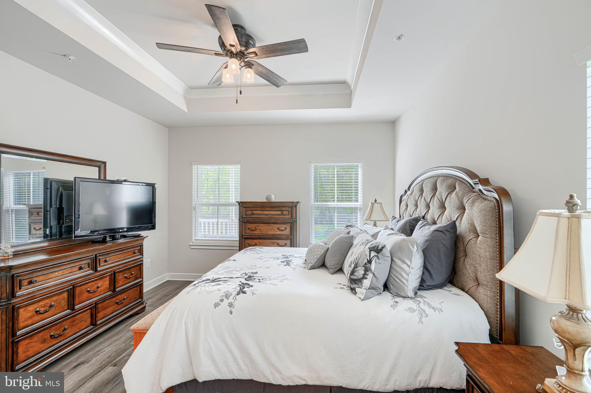 JAMES RUN CARRIAGE HOMES - Residential