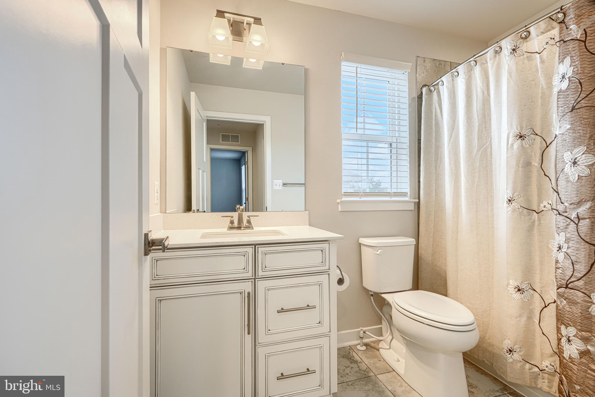 JAMES RUN CARRIAGE HOMES - Residential
