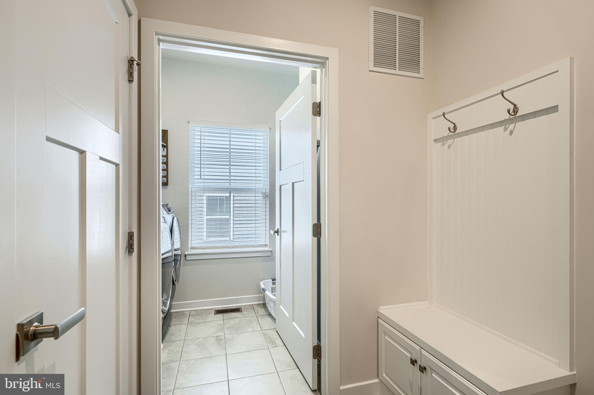 JAMES RUN CARRIAGE HOMES - Residential