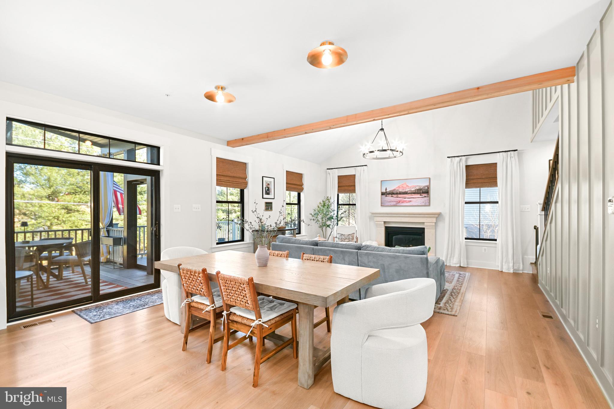 THE MEADOWS - Residential