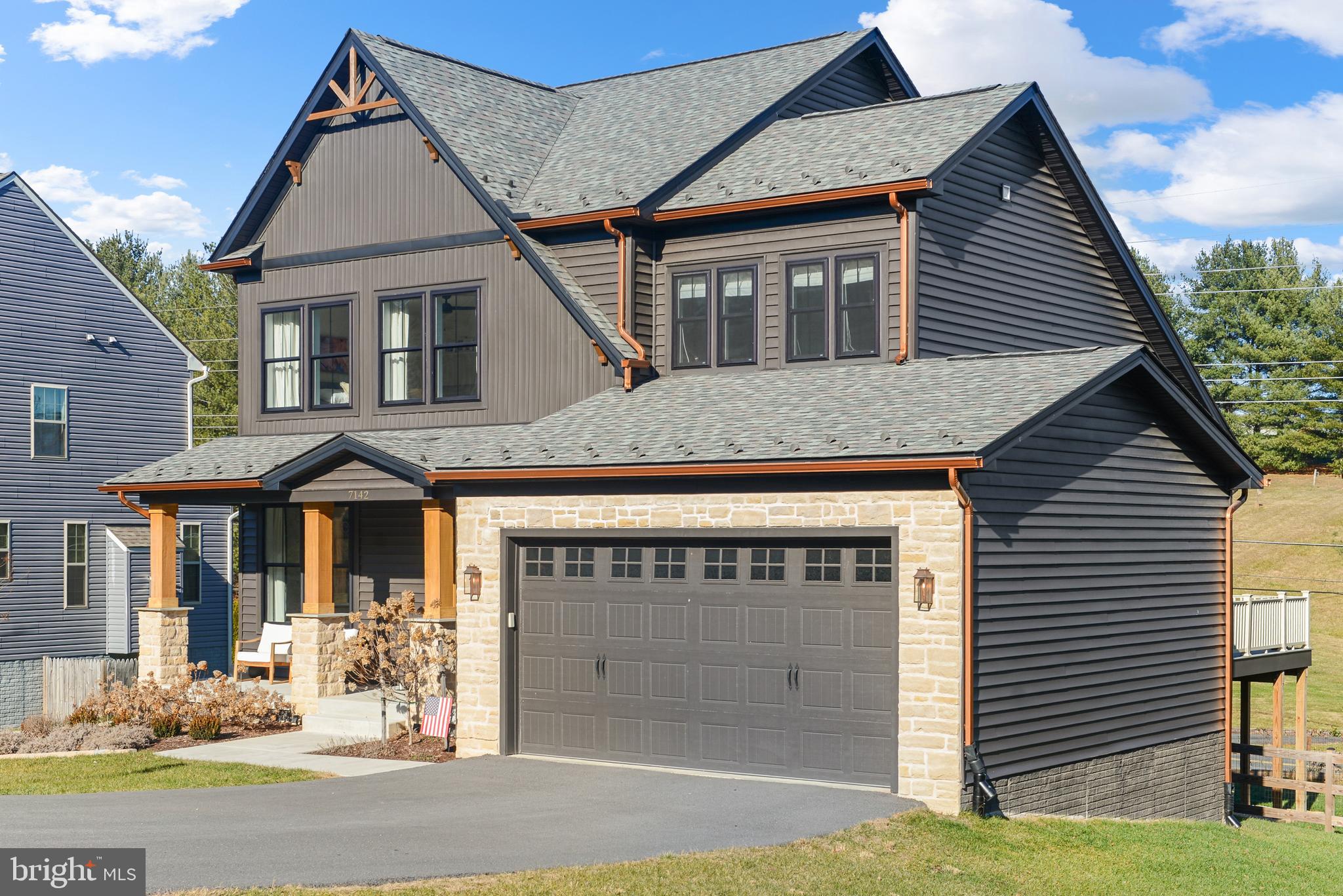 THE MEADOWS - Residential