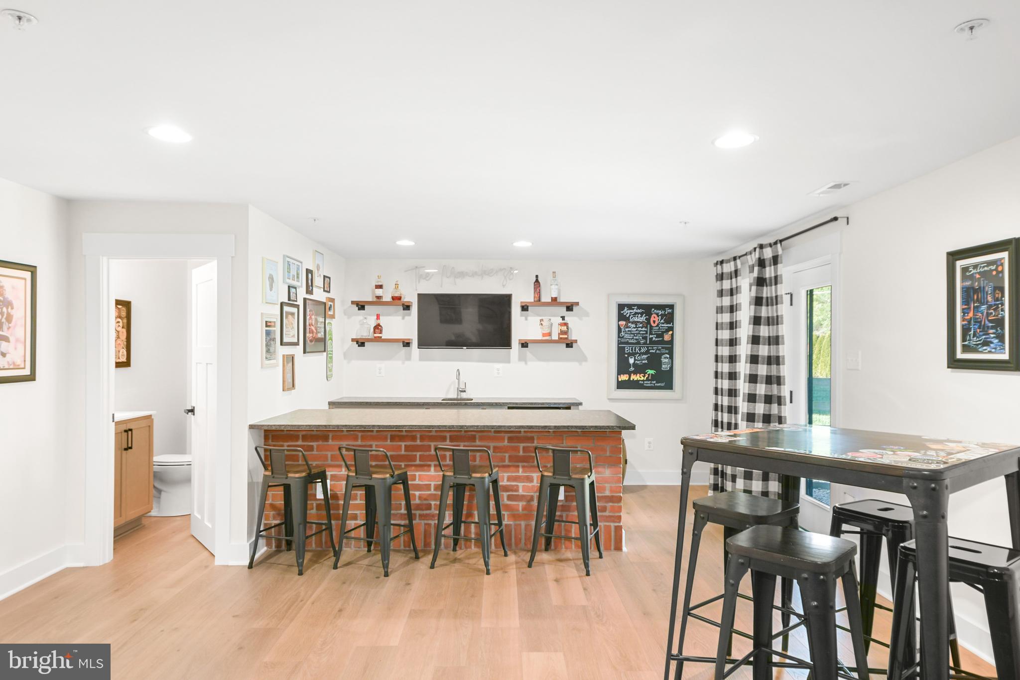 THE MEADOWS - Residential