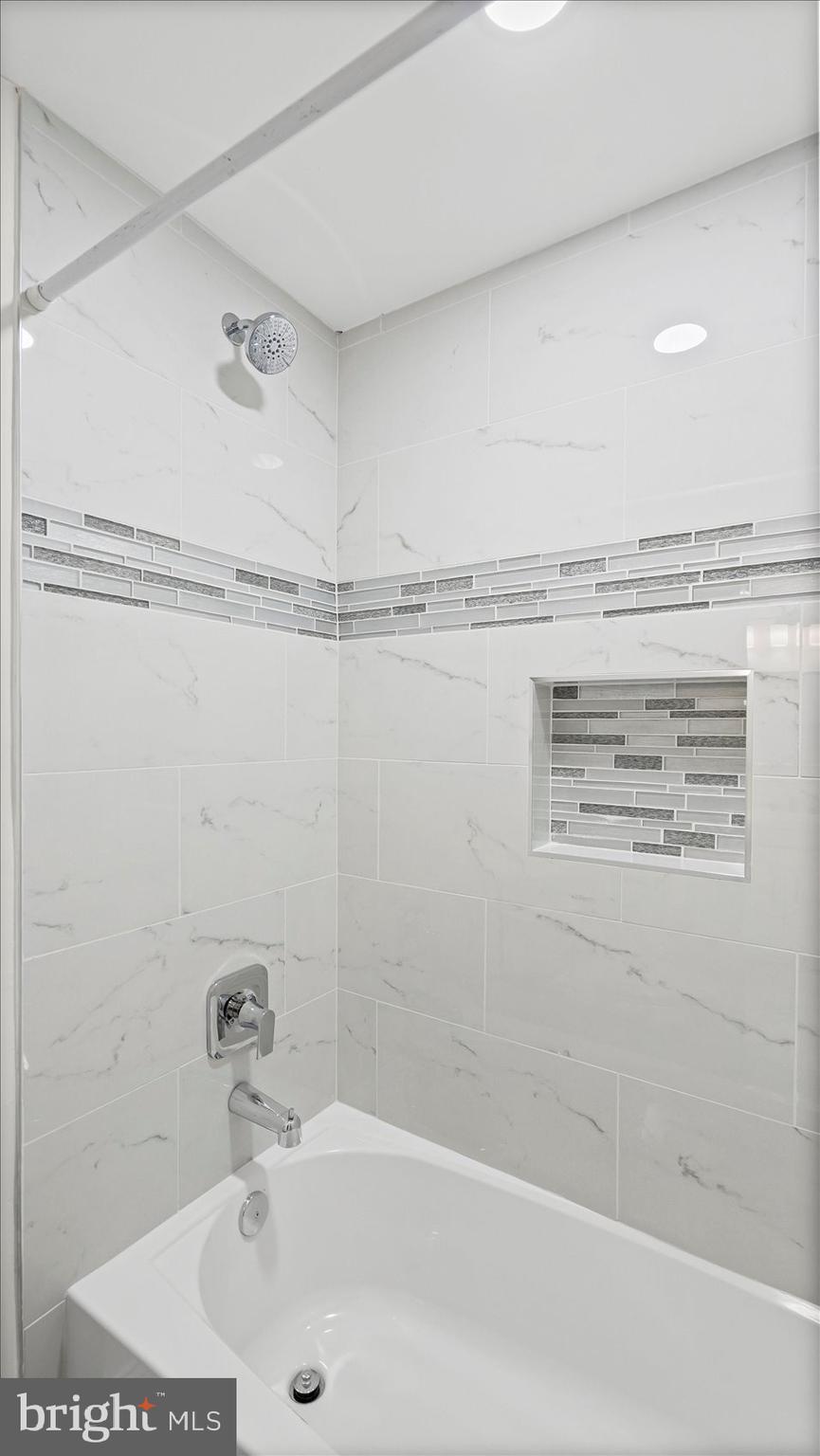 WESTGATE - Residential