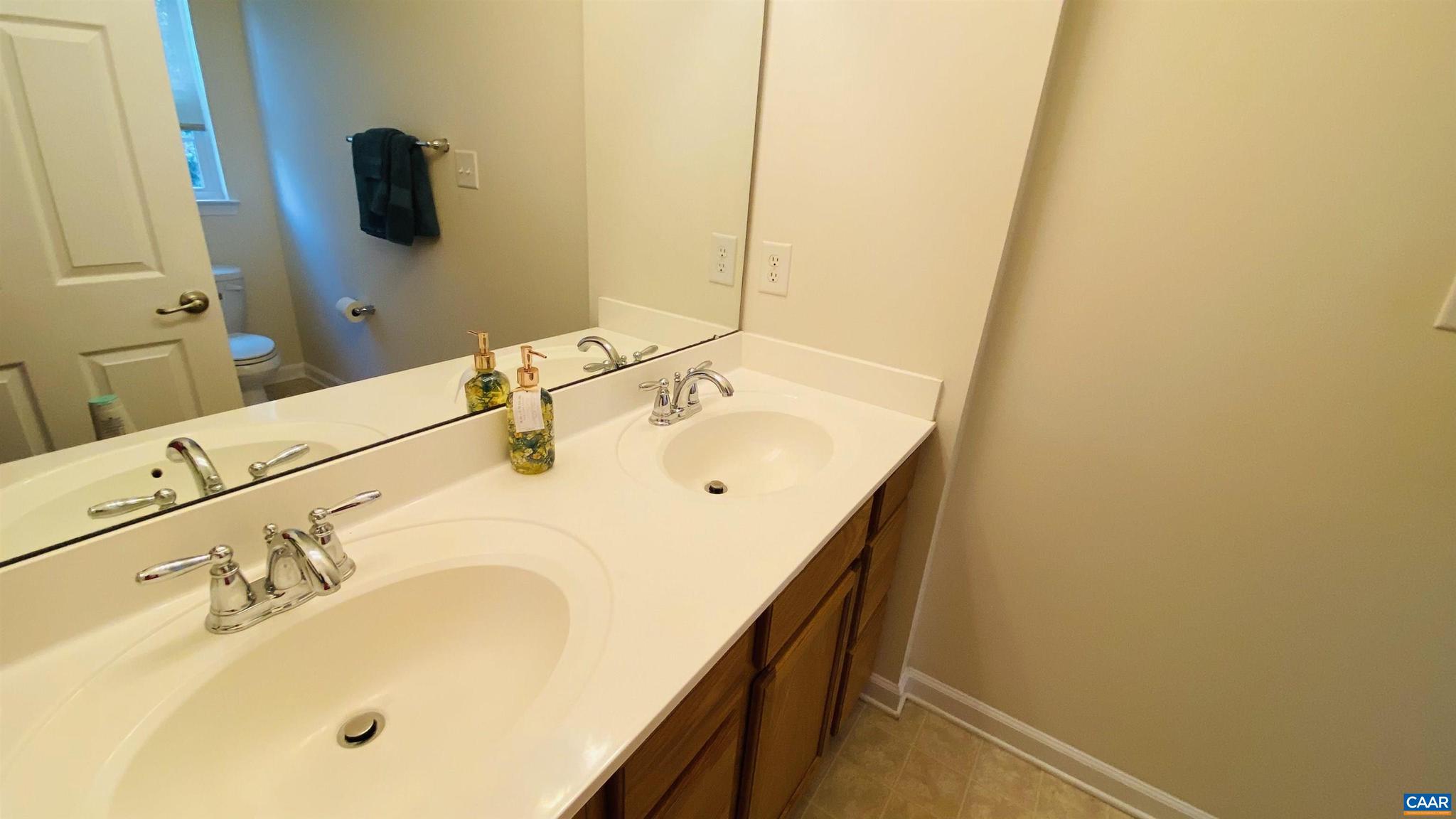 SYCAMORE SQUARE - Residential