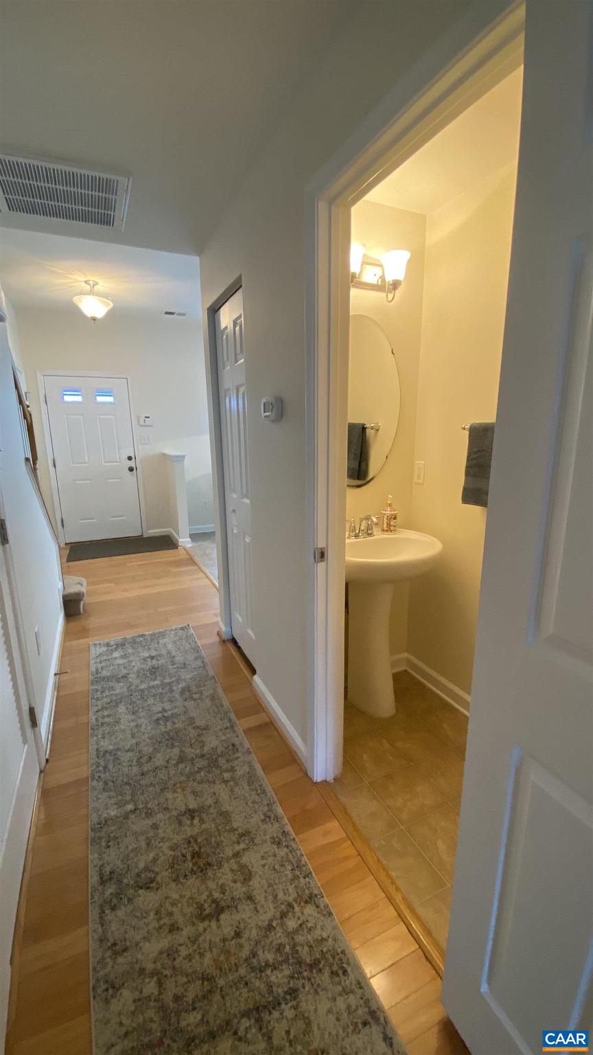 SYCAMORE SQUARE - Residential