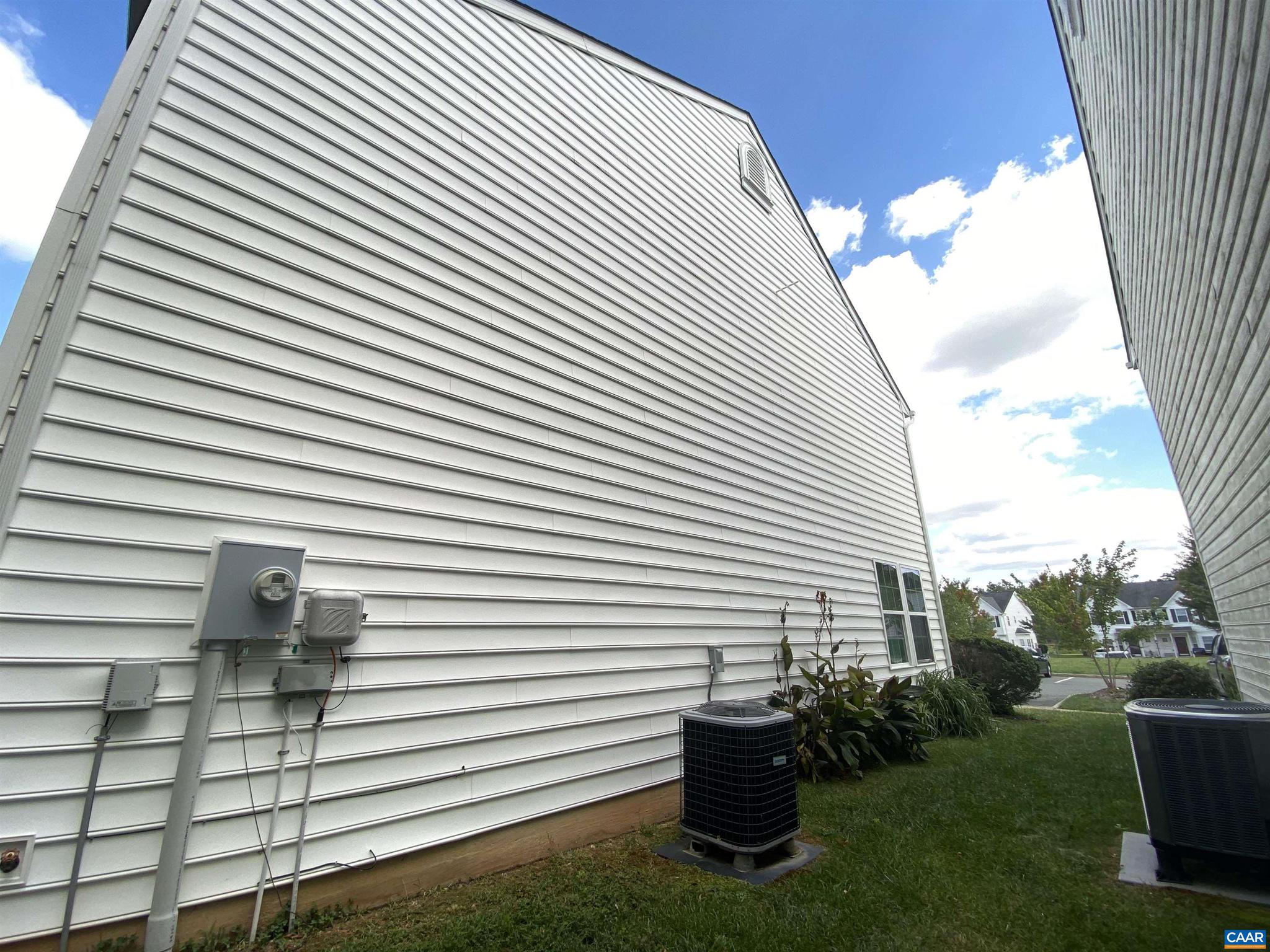 SYCAMORE SQUARE - Residential