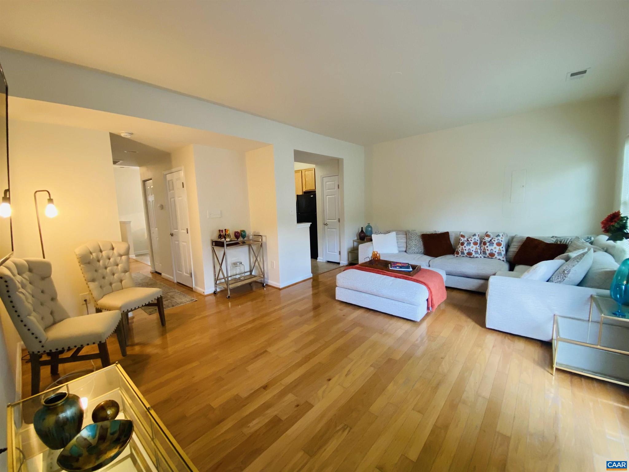 SYCAMORE SQUARE - Residential