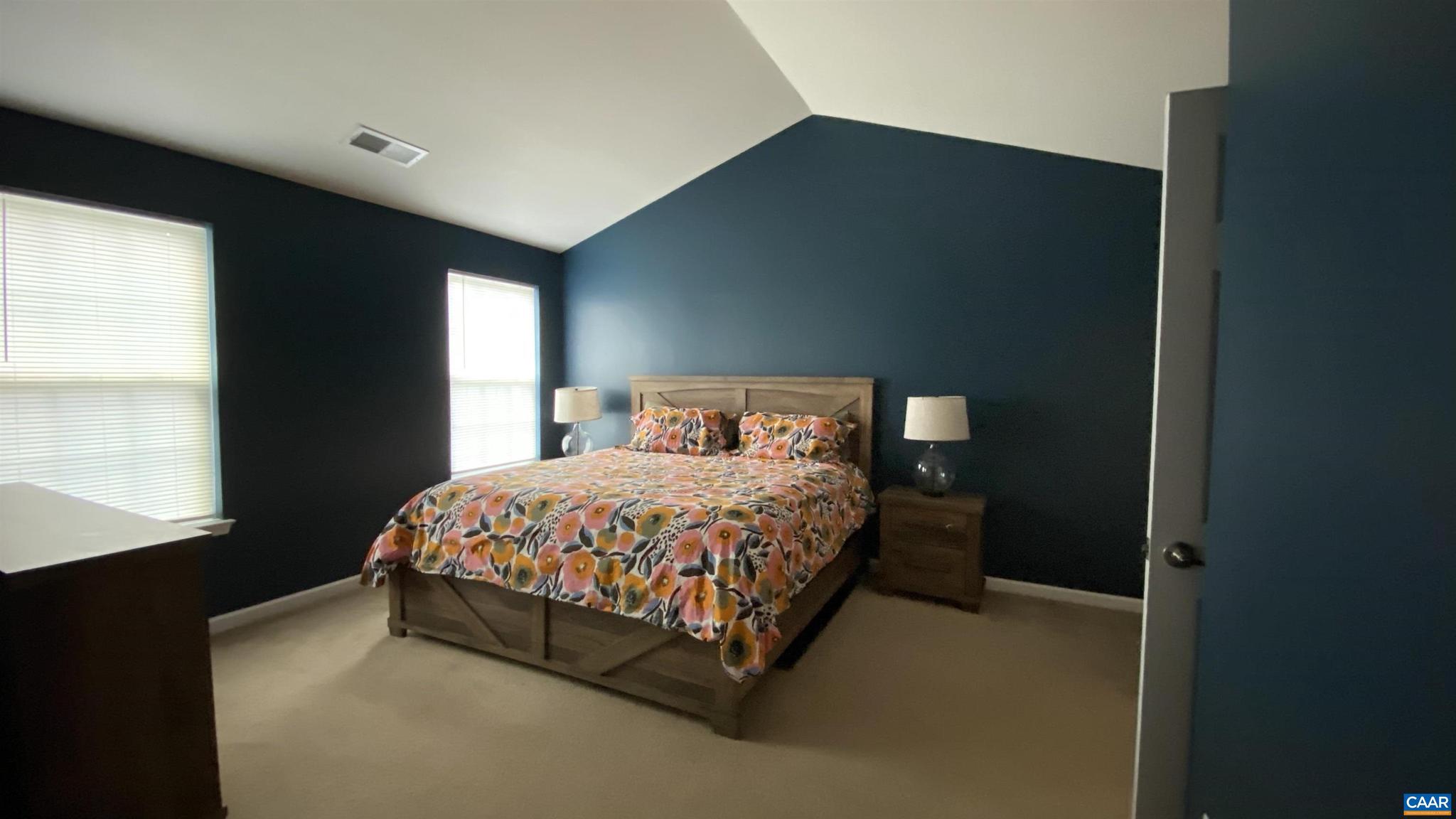 SYCAMORE SQUARE - Residential