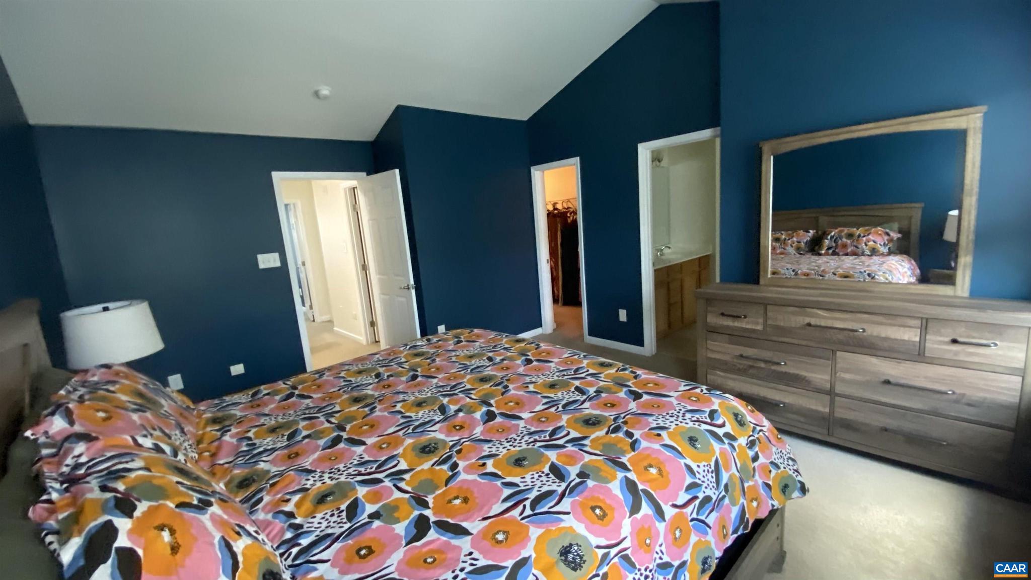 SYCAMORE SQUARE - Residential