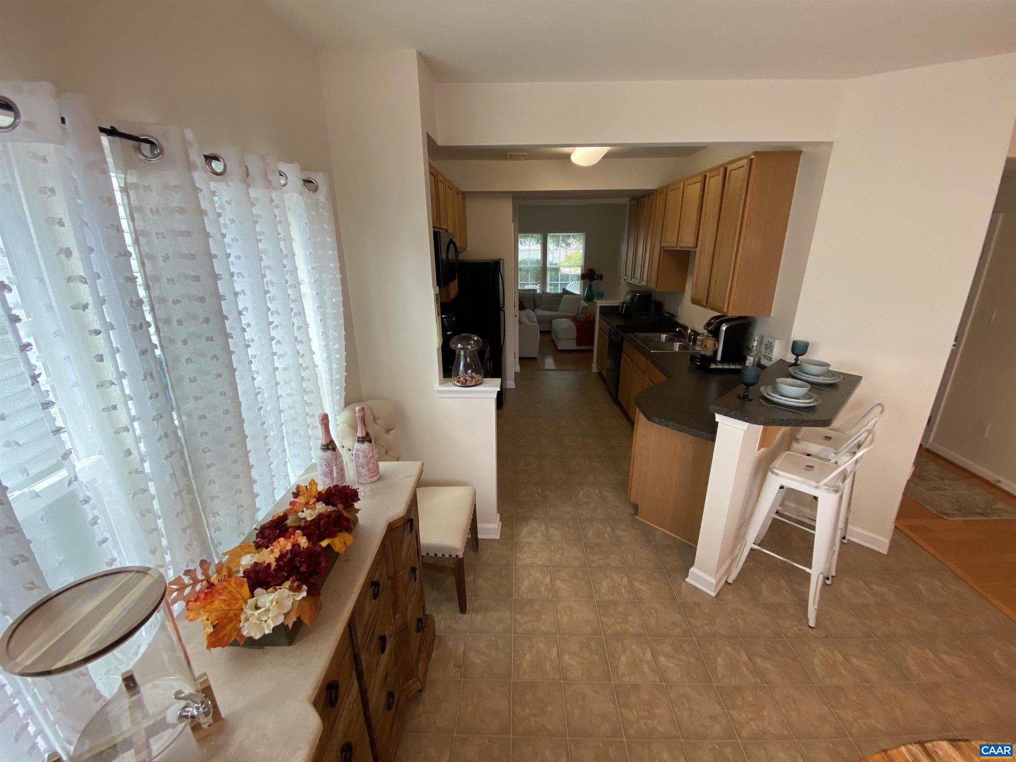 SYCAMORE SQUARE - Residential