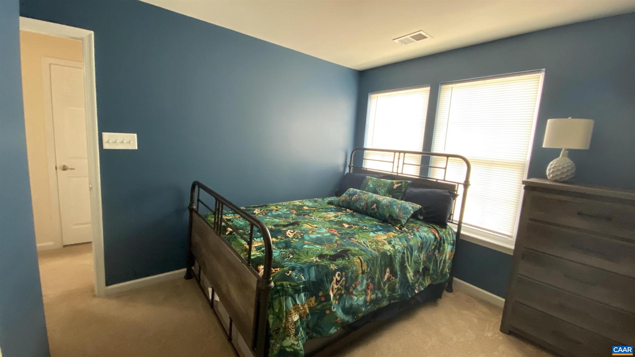 SYCAMORE SQUARE - Residential