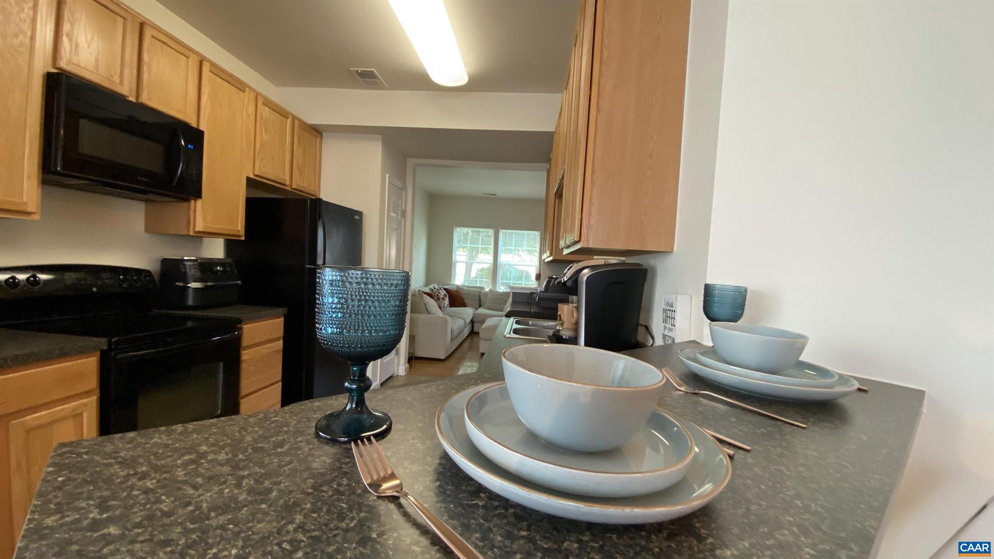 SYCAMORE SQUARE - Residential