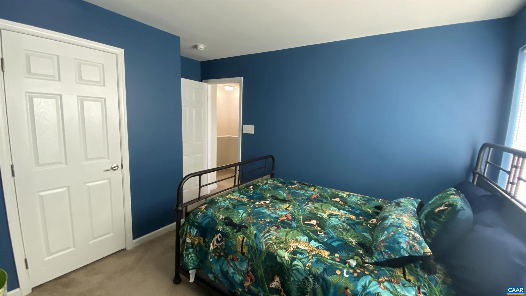 SYCAMORE SQUARE - Residential