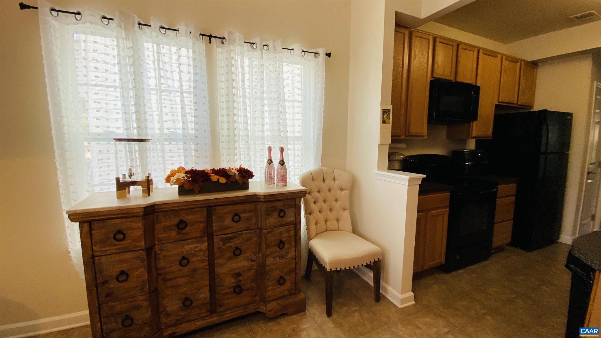 SYCAMORE SQUARE - Residential