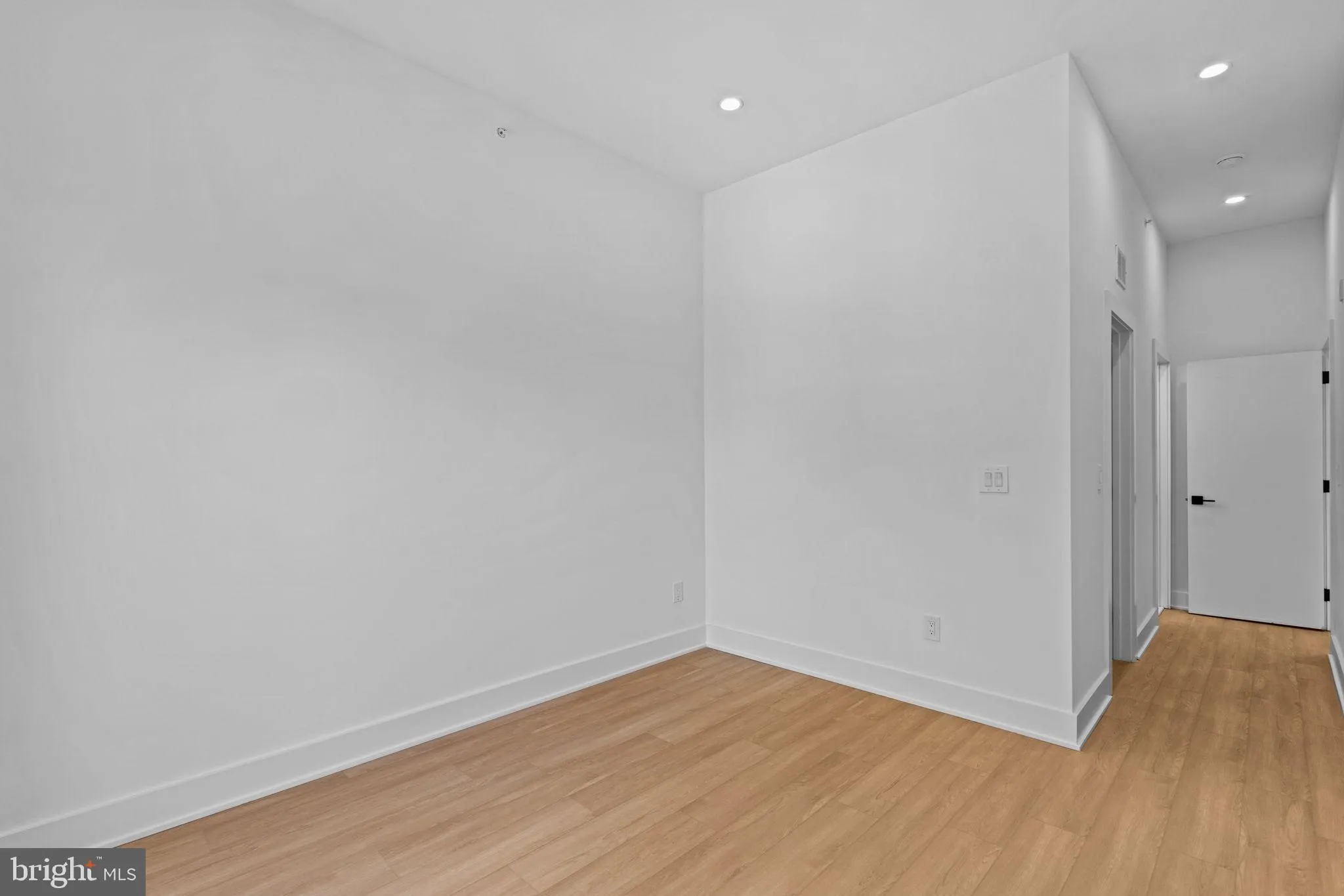 Philadelphia, Pennsylvania 19104, United States, 2 Bedrooms Bedrooms, ,2 BathroomsBathrooms,Residential,Active,104031