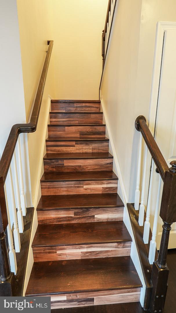 LINDEN GROVE - Residential Lease