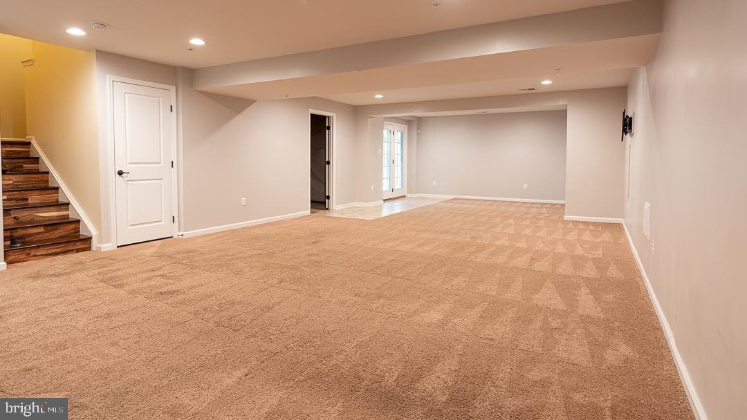 LINDEN GROVE - Residential Lease