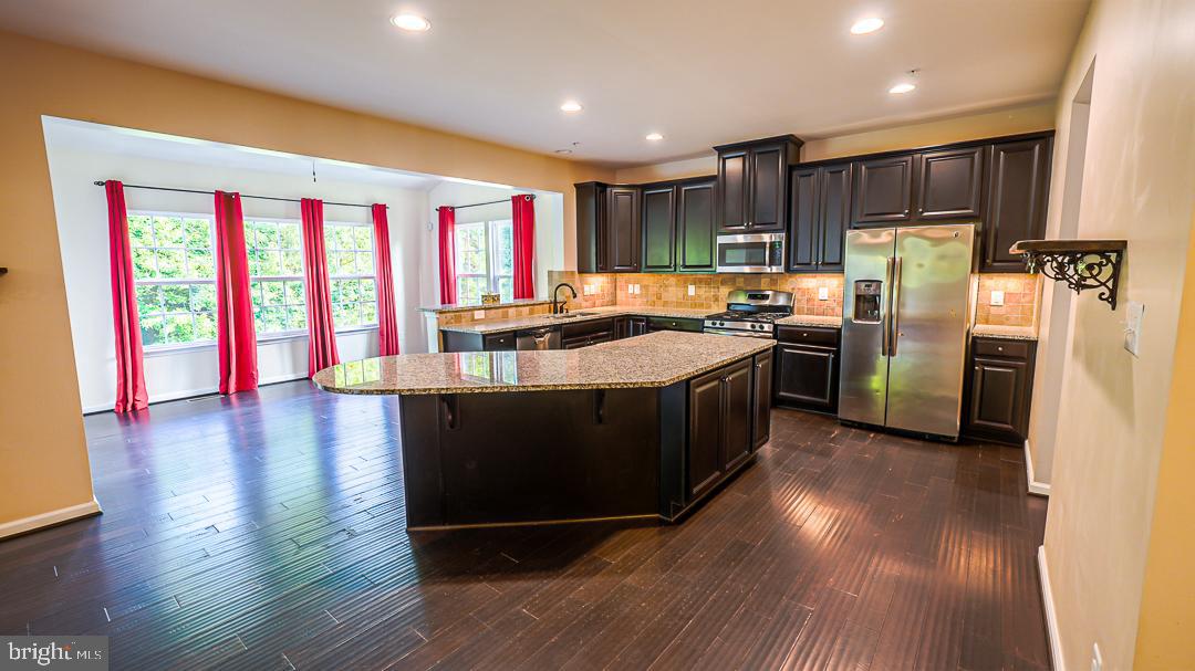 LINDEN GROVE - Residential Lease