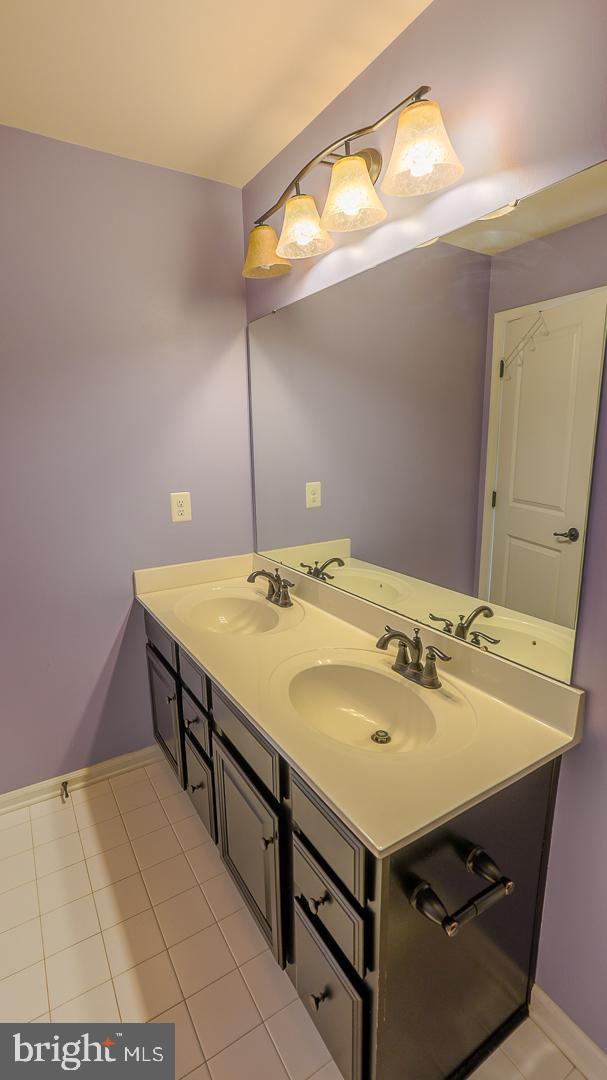 LINDEN GROVE - Residential Lease