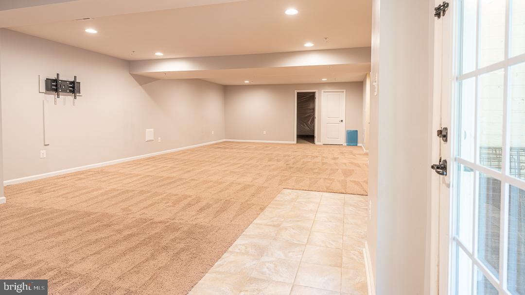 LINDEN GROVE - Residential Lease