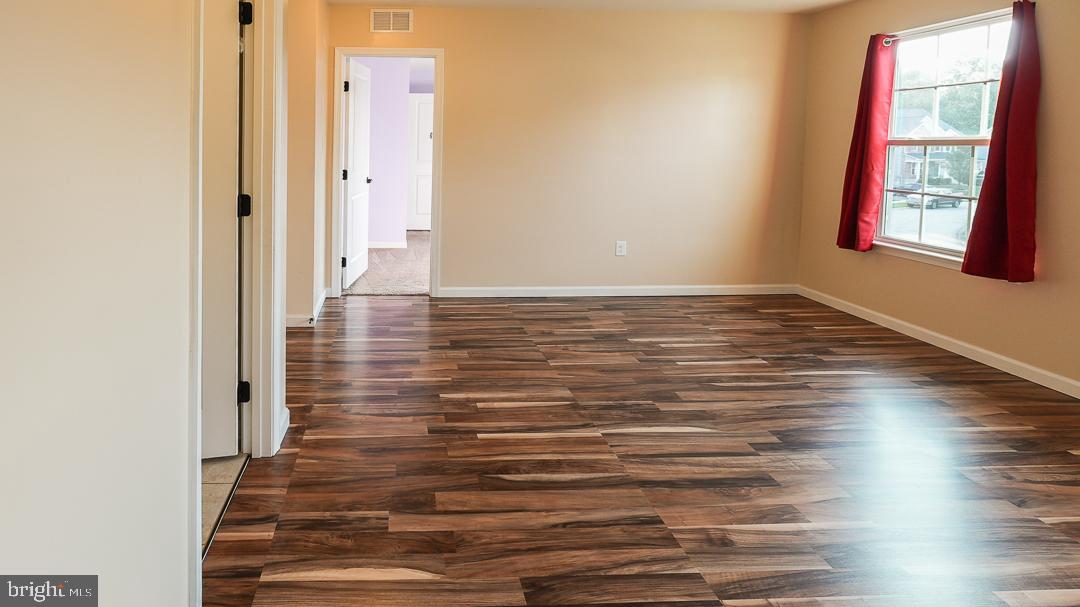 LINDEN GROVE - Residential Lease