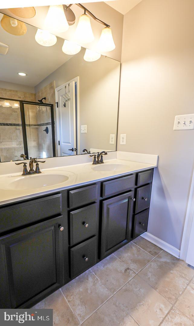 LINDEN GROVE - Residential Lease