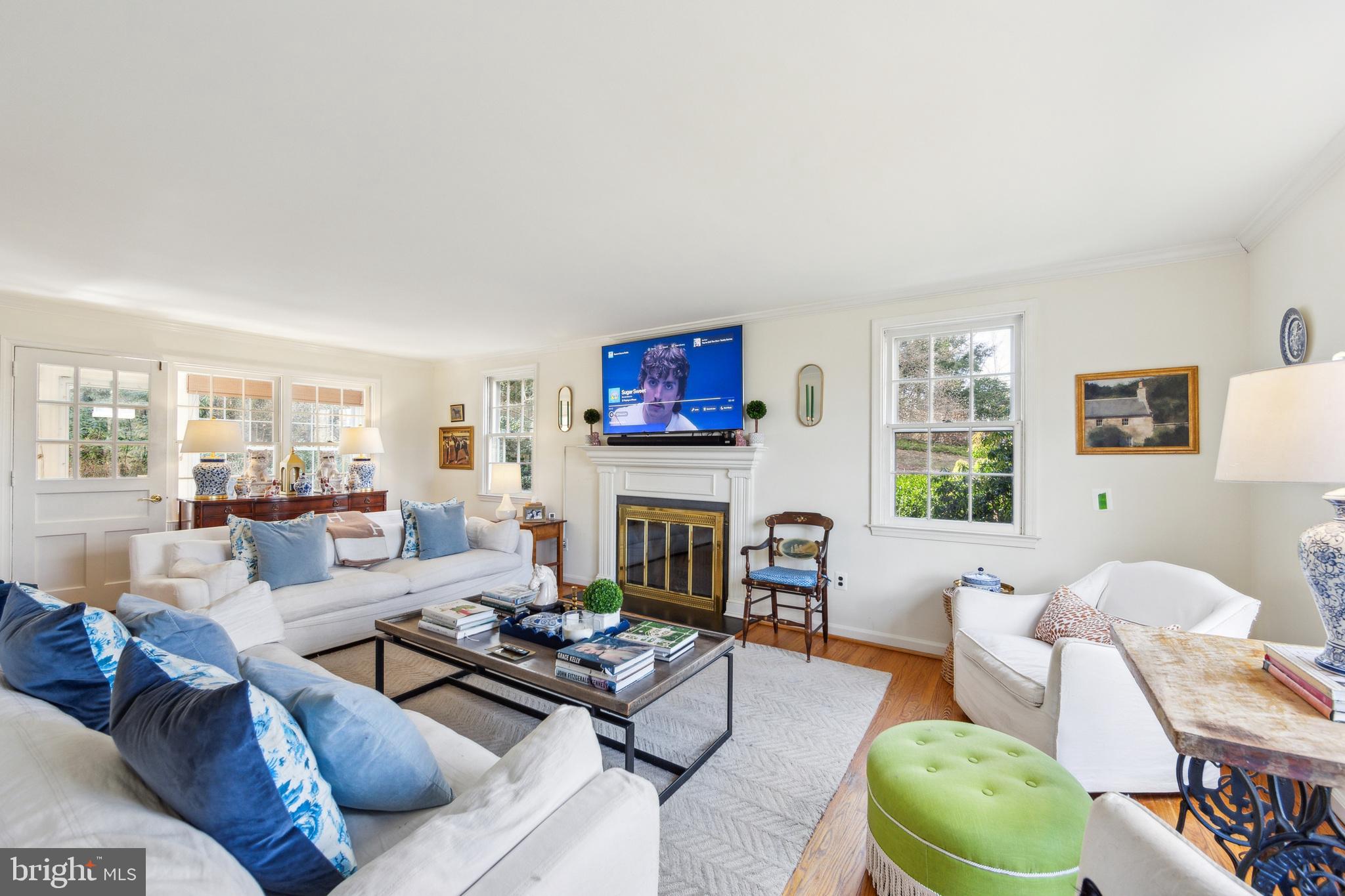 RADNOR HUNT - Residential