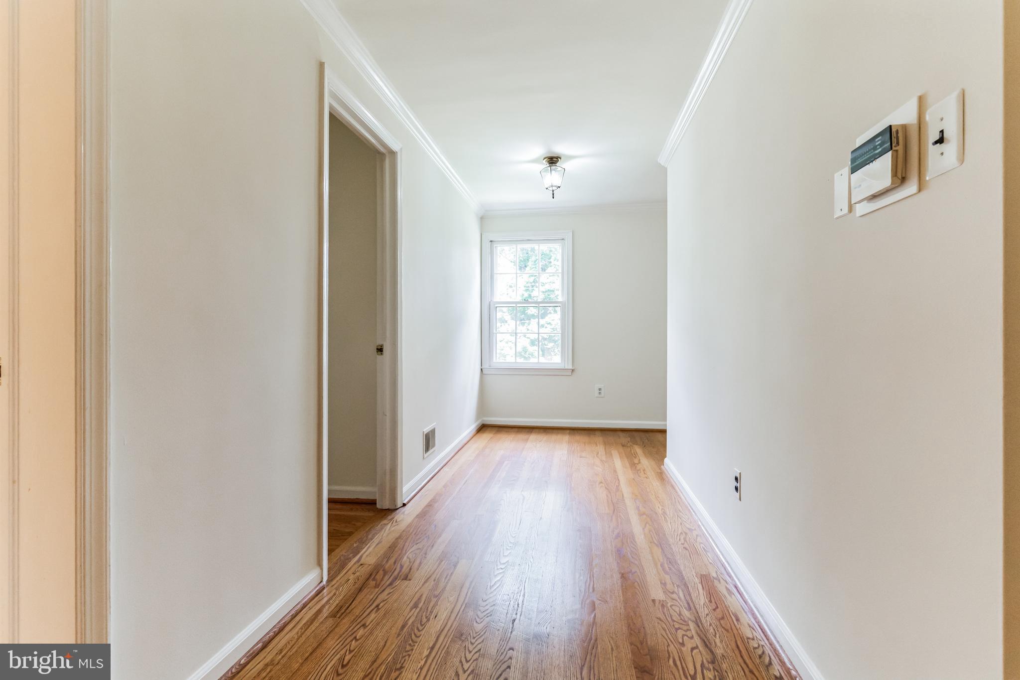 RADNOR HUNT - Residential