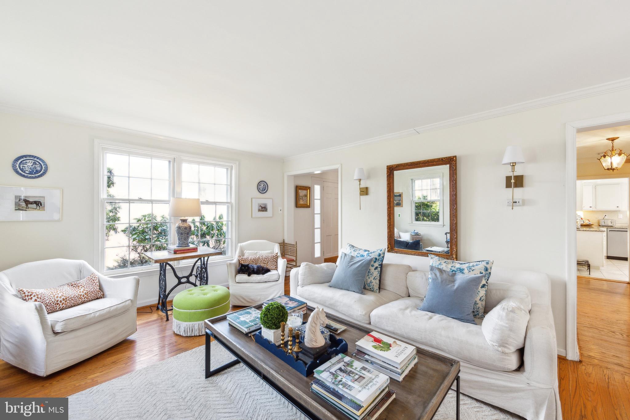 RADNOR HUNT - Residential