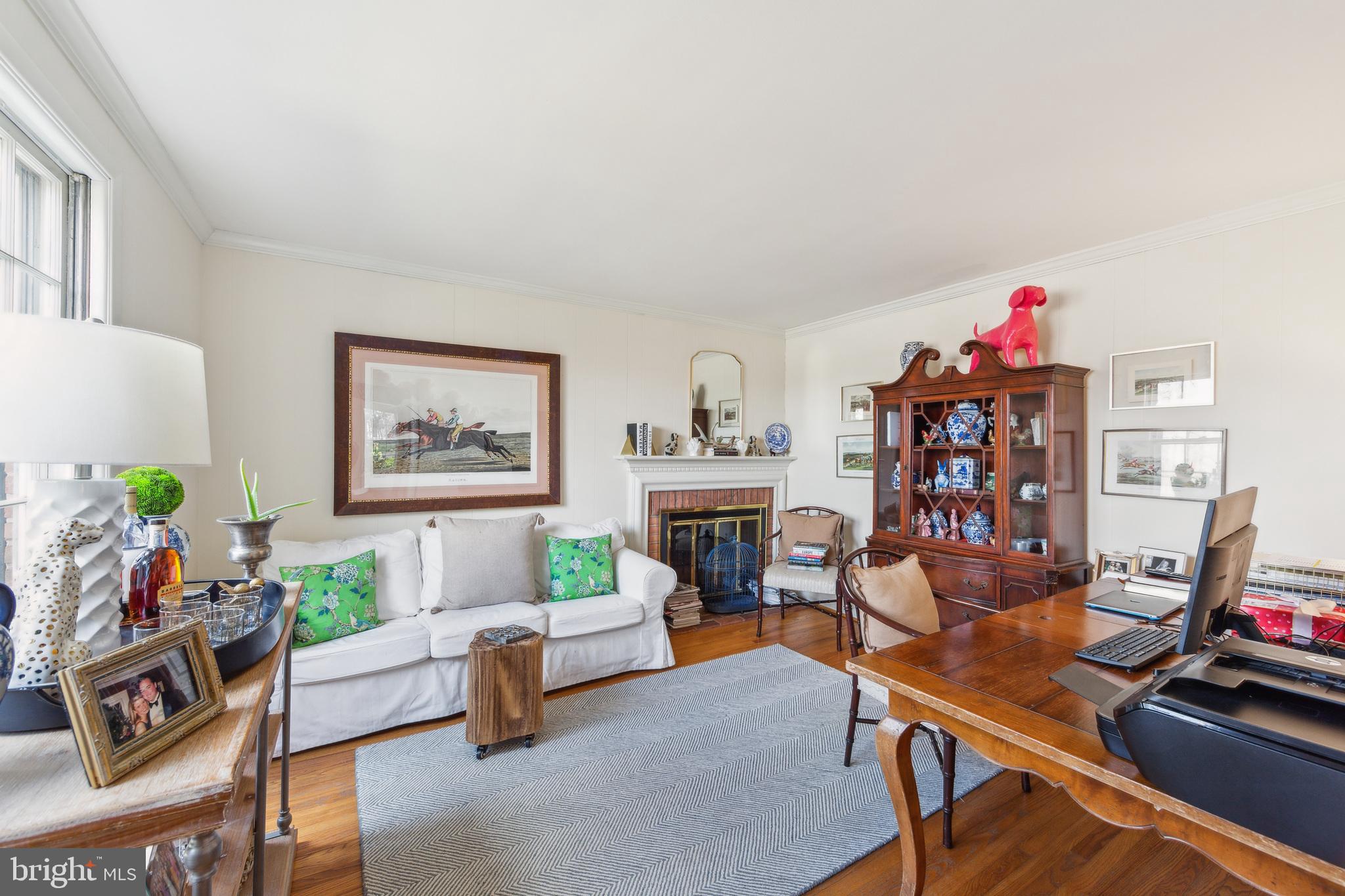 RADNOR HUNT - Residential