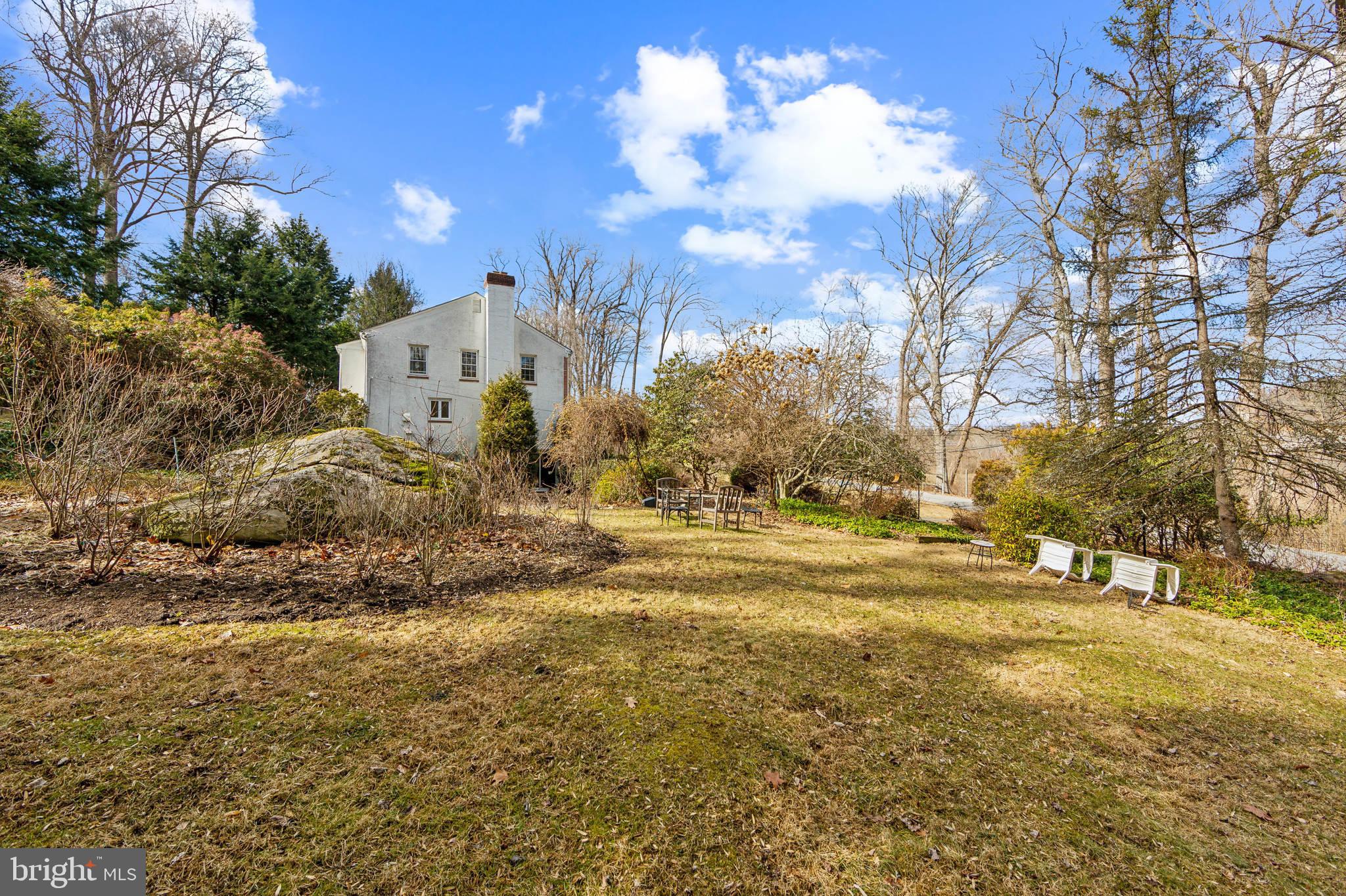 RADNOR HUNT - Residential