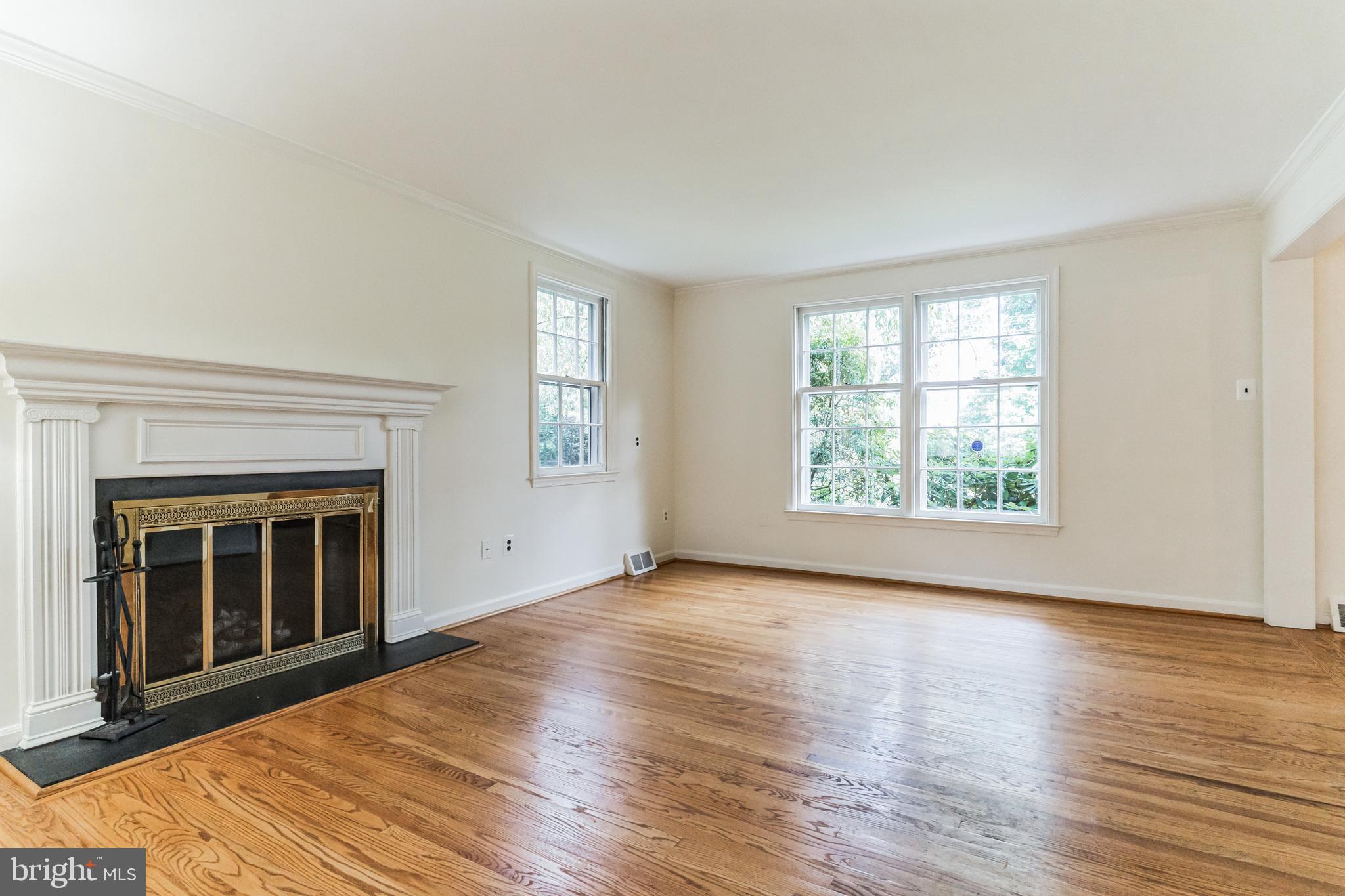 RADNOR HUNT - Residential