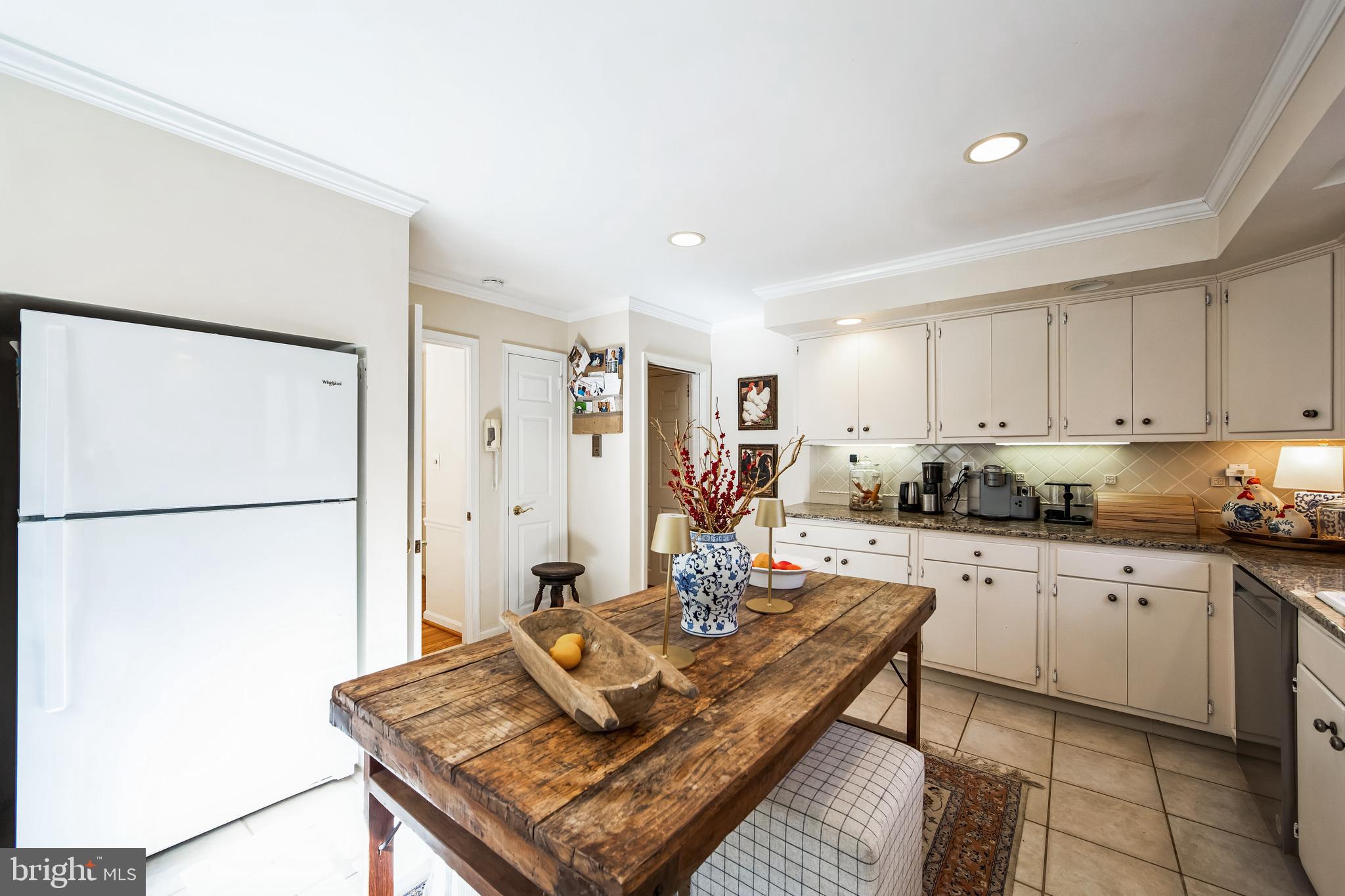 RADNOR HUNT - Residential