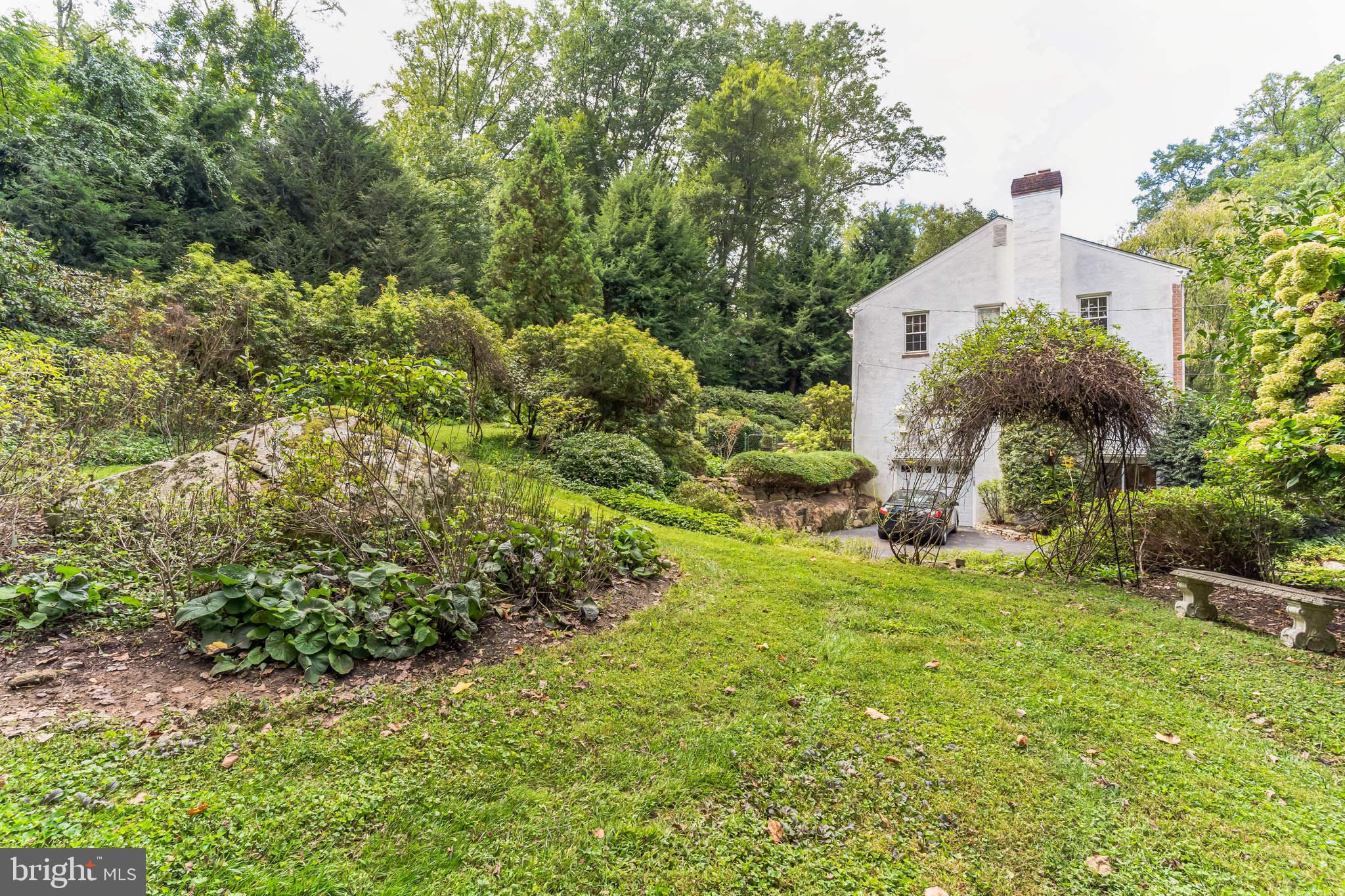 RADNOR HUNT - Residential