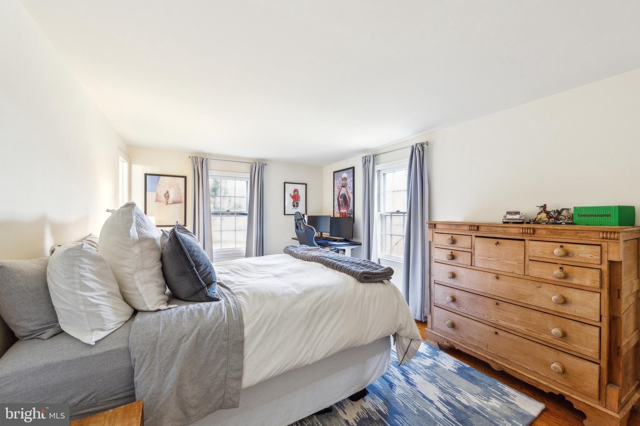 RADNOR HUNT - Residential