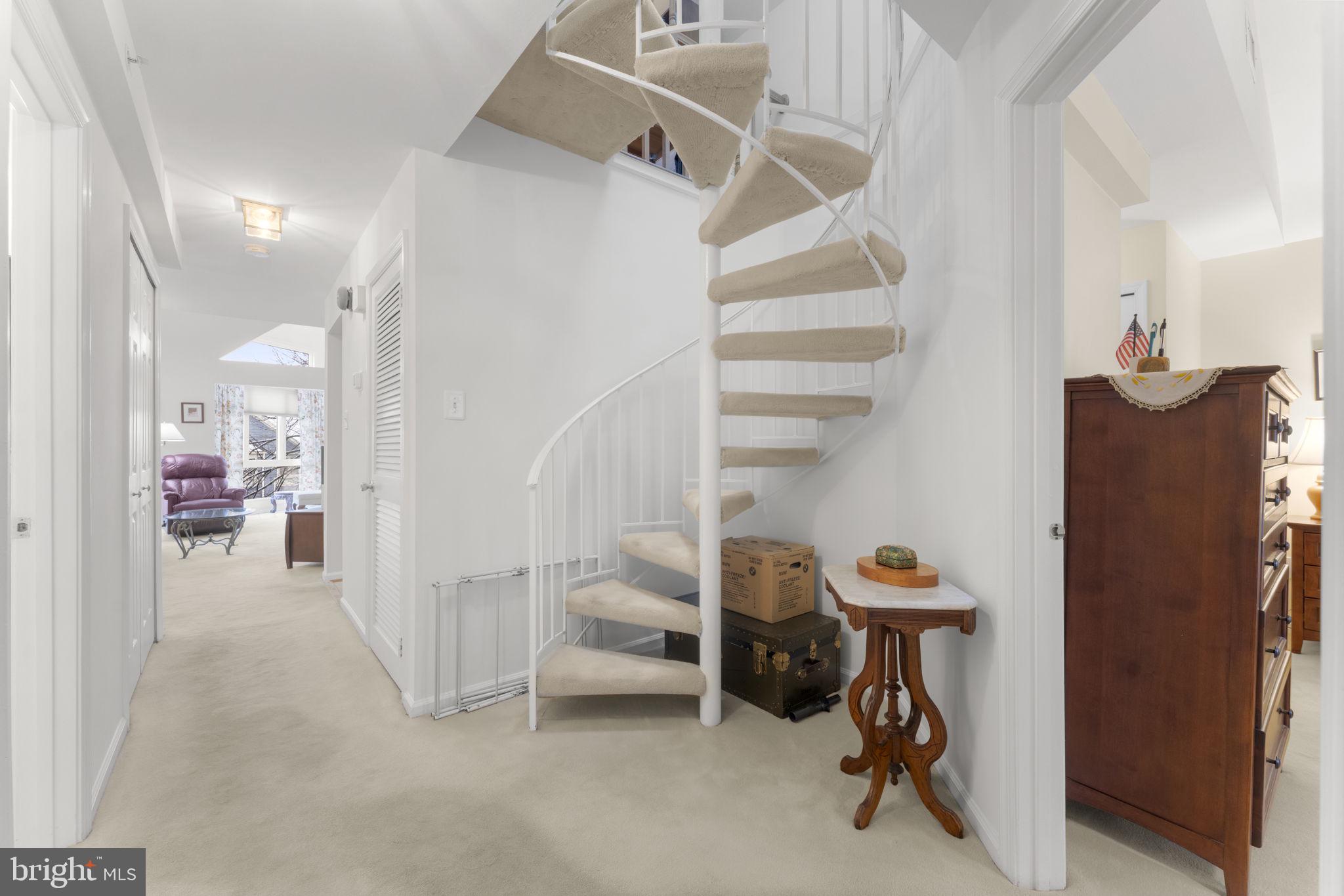 DORSEY HALL - Residential