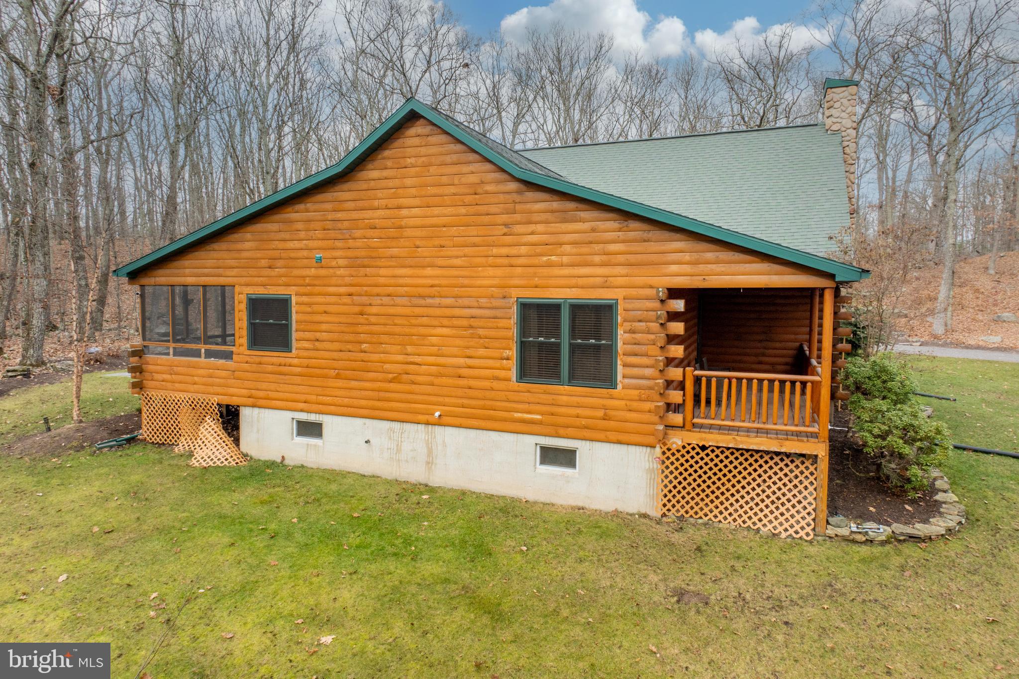 HIDDEN LAKE ESTATES - Residential