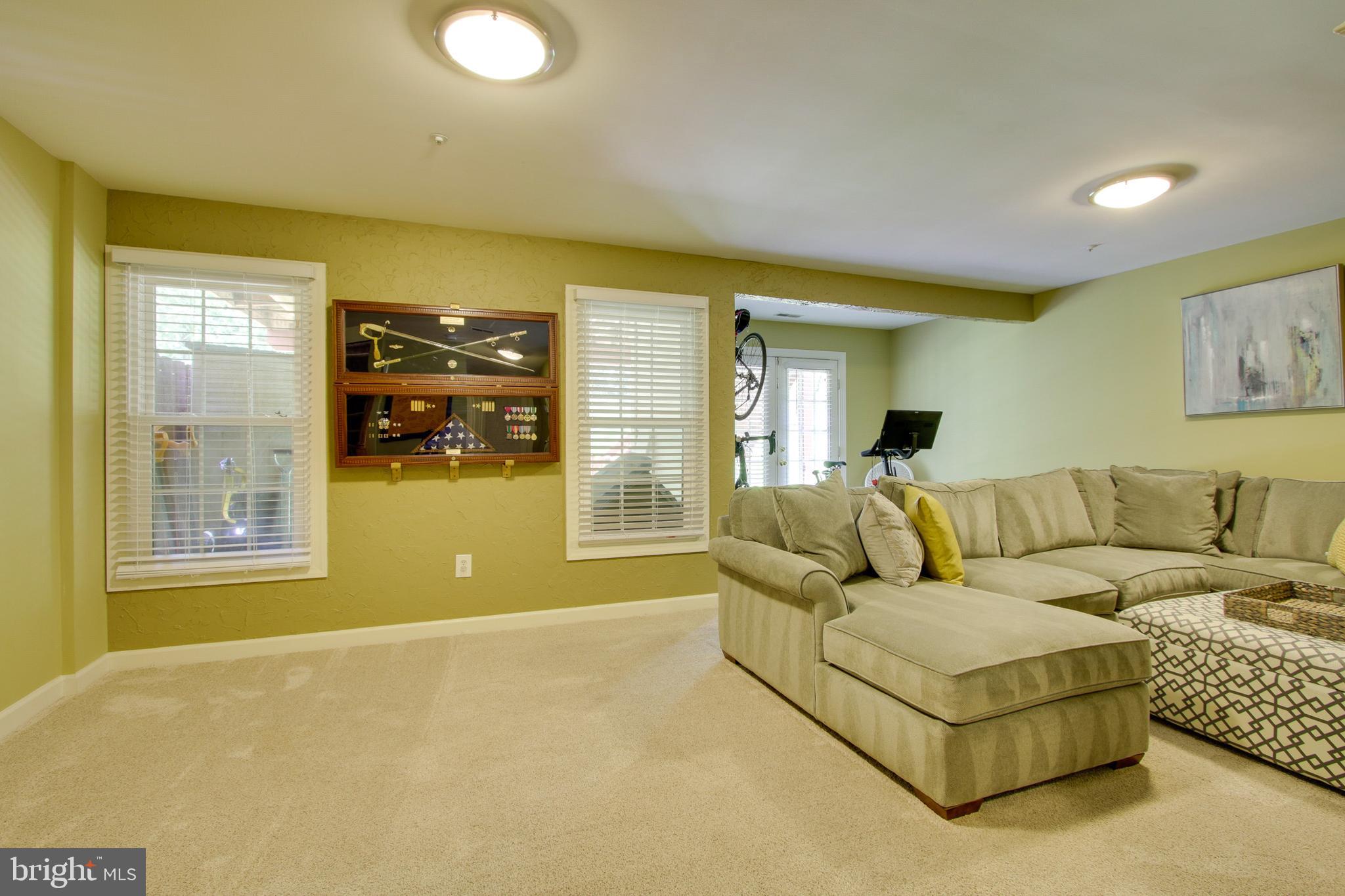 RUSSETT - Residential Lease