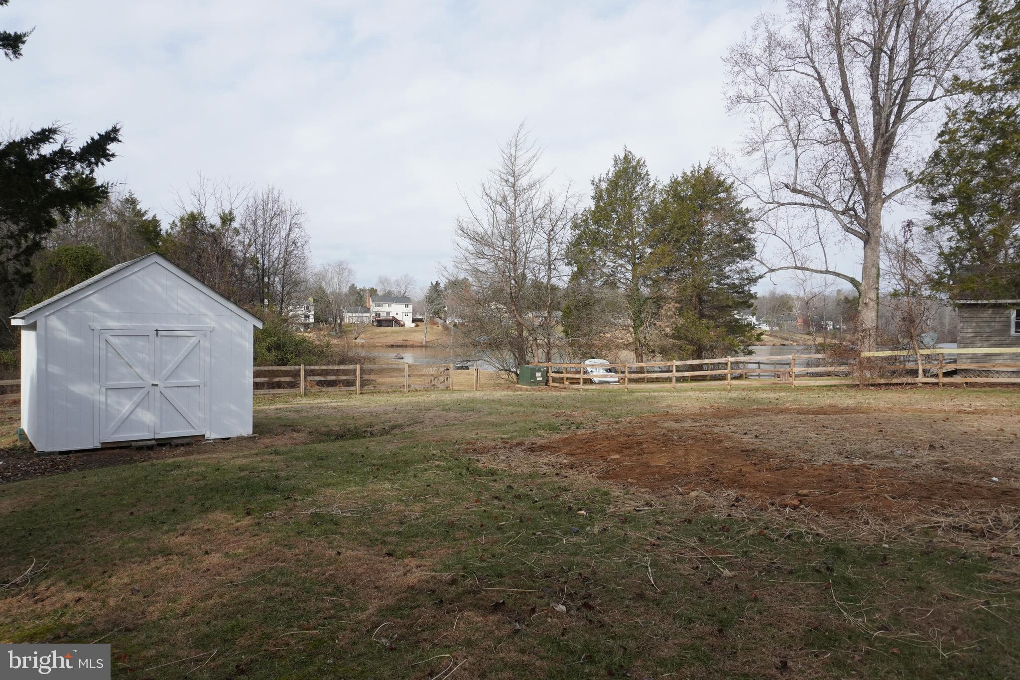 WARR LAKES - Residential