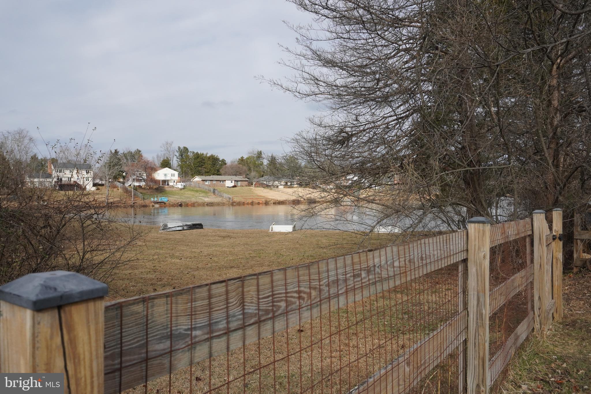 WARR LAKES - Residential