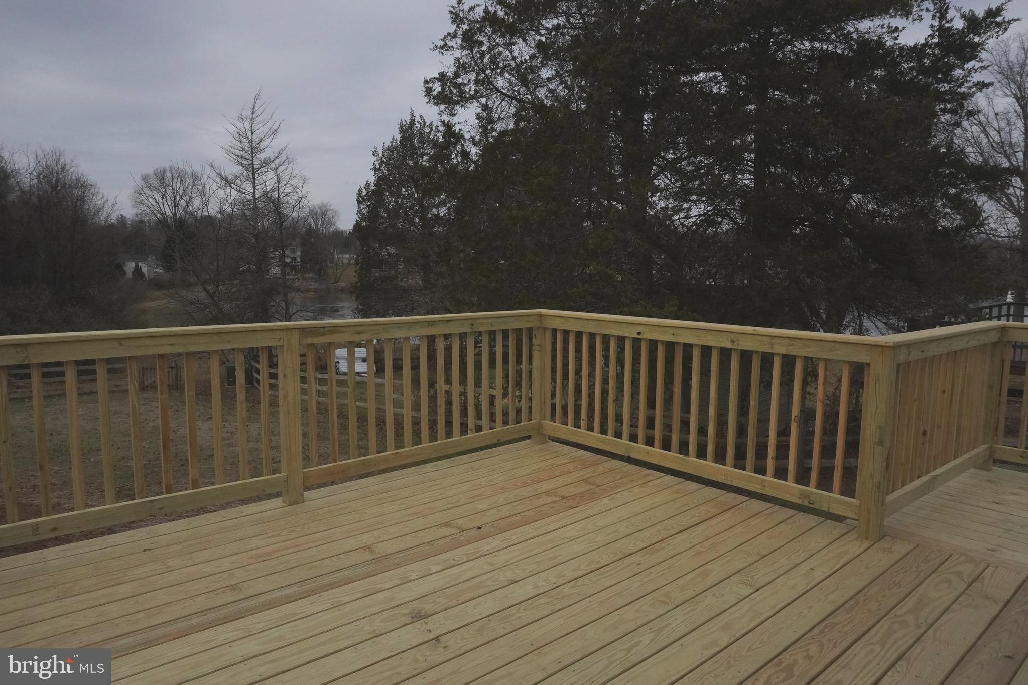 WARR LAKES - Residential