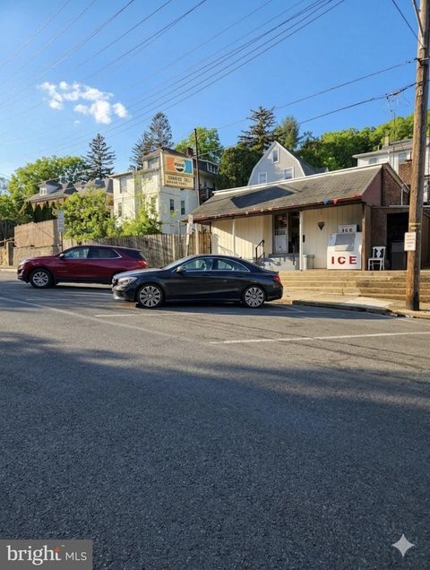 232 CARSONIA AVENUE READING PA 19606