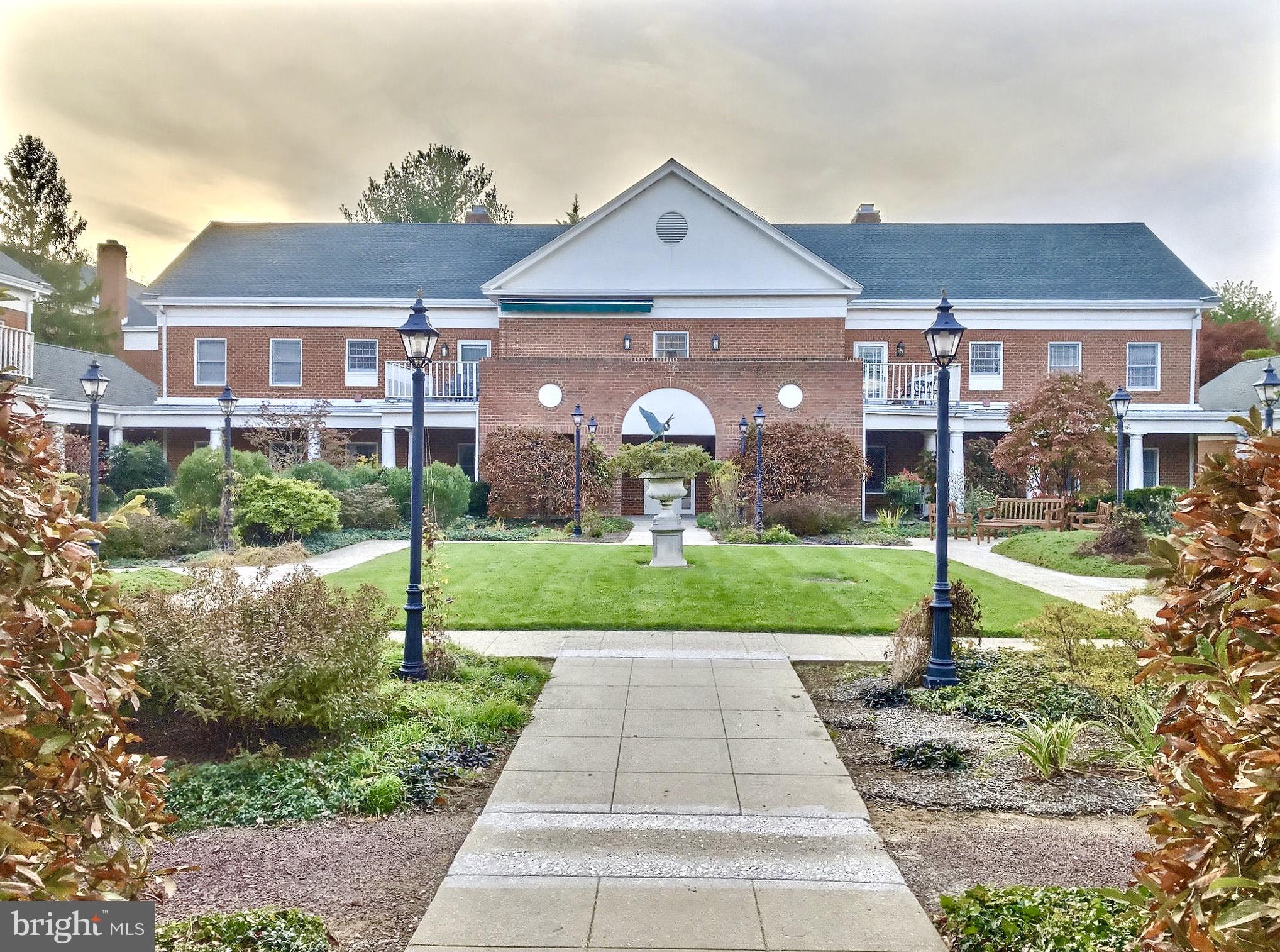 LUTHERVILLE - Residential