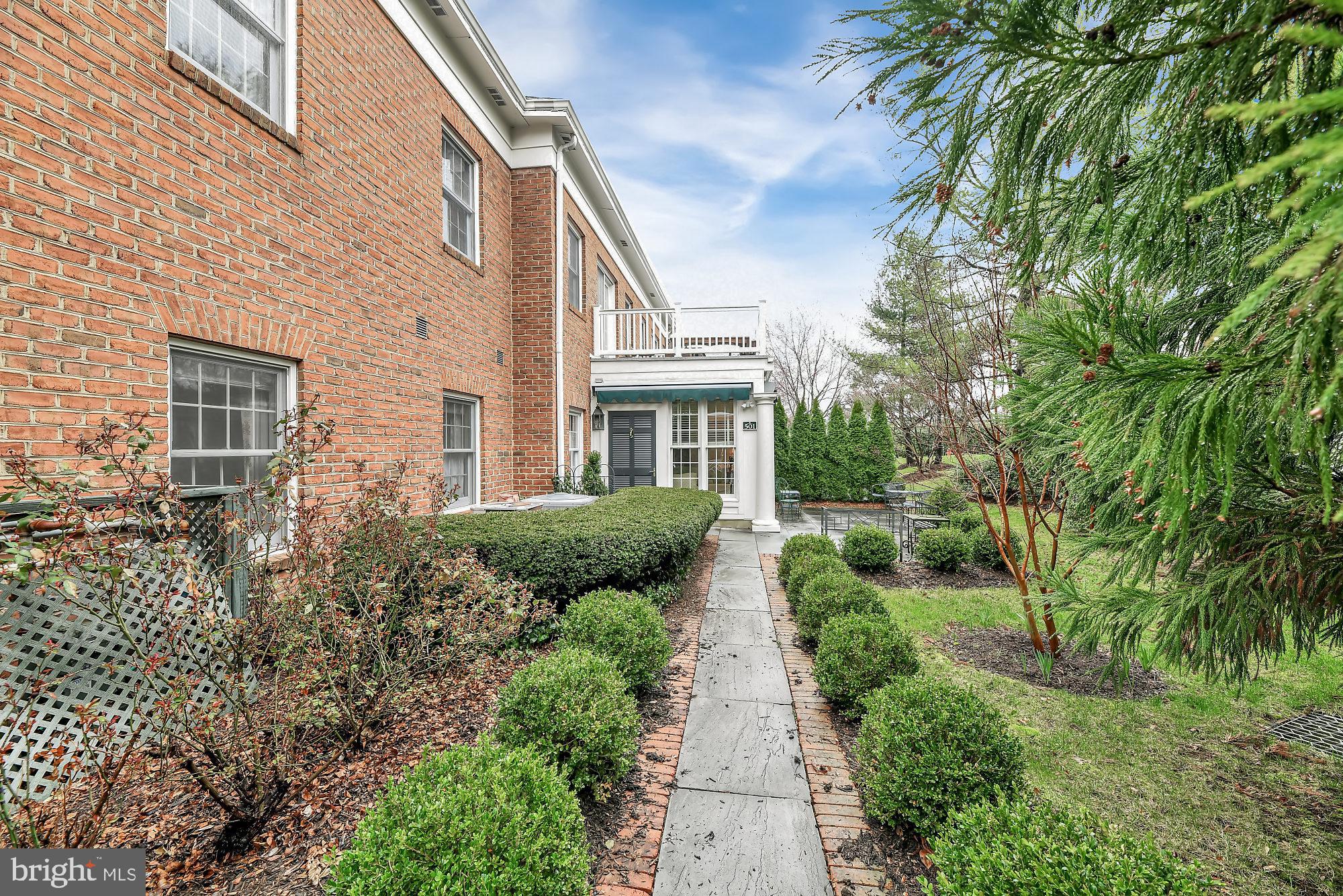 LUTHERVILLE - Residential