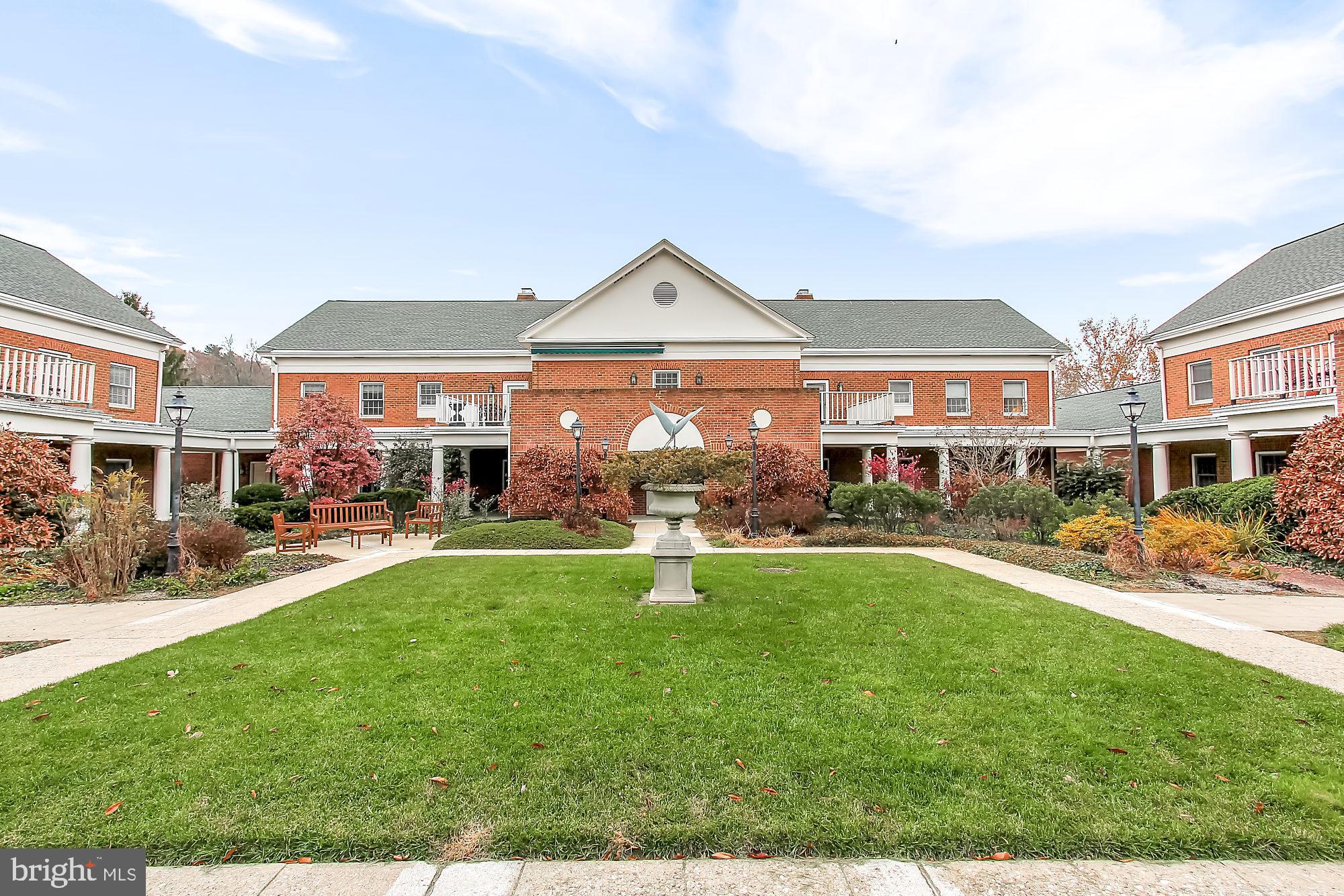 LUTHERVILLE - Residential