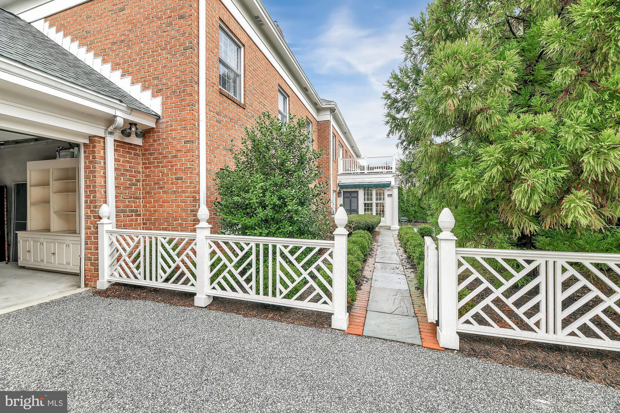 LUTHERVILLE - Residential