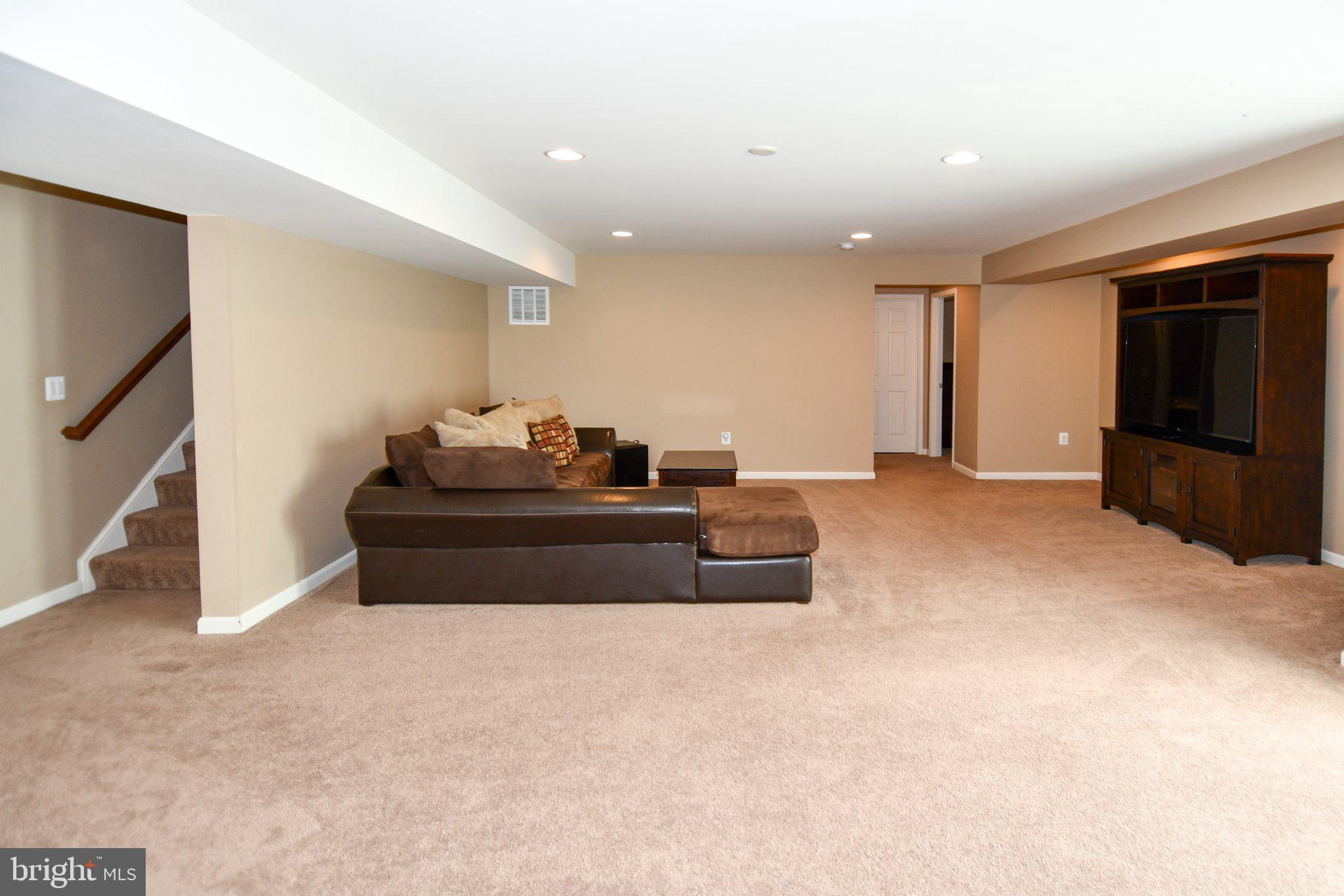 PORT POTOMAC - Residential