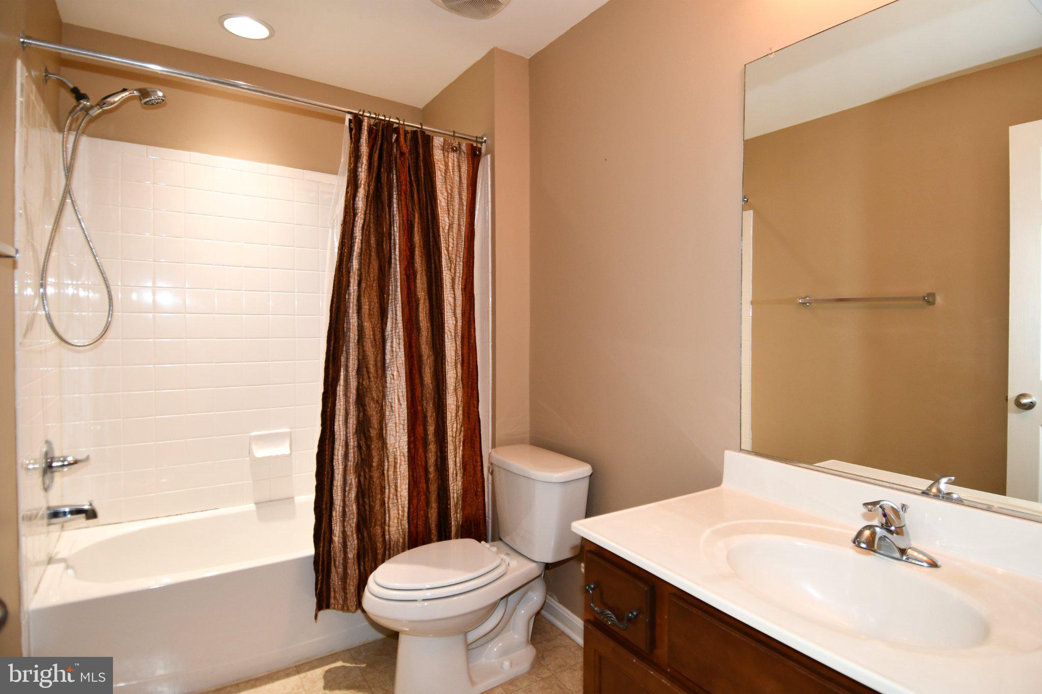 PORT POTOMAC - Residential