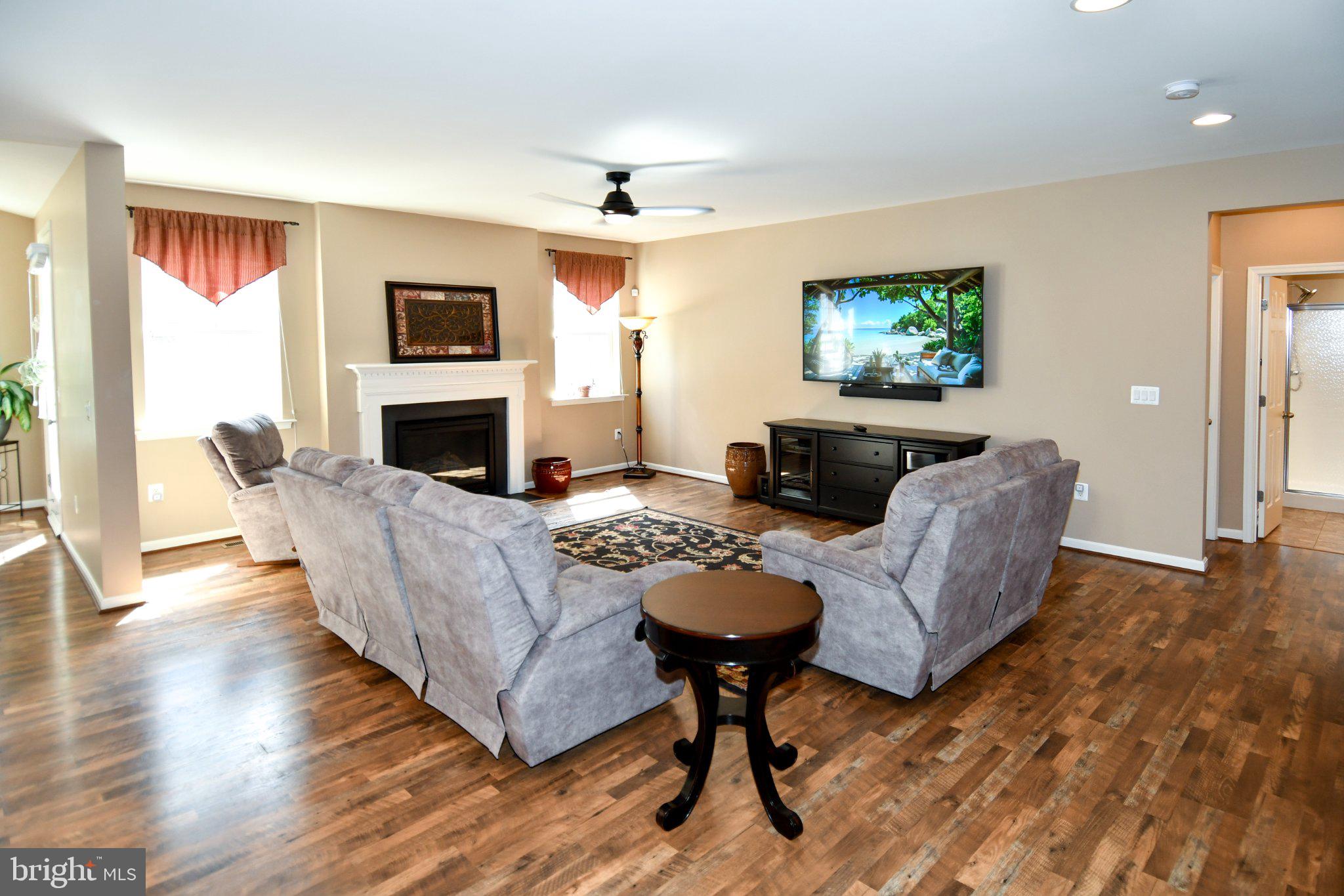 PORT POTOMAC - Residential